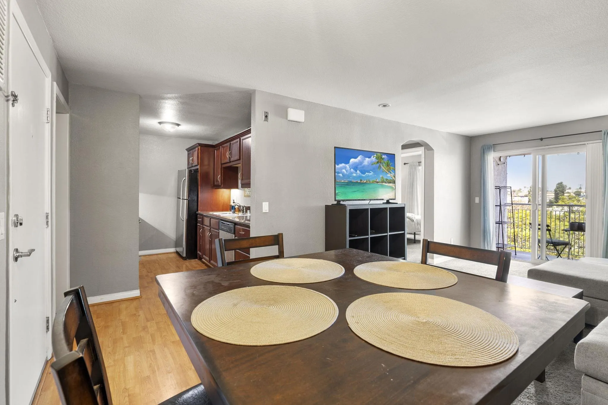 Photo #6: 250035921 Listing 