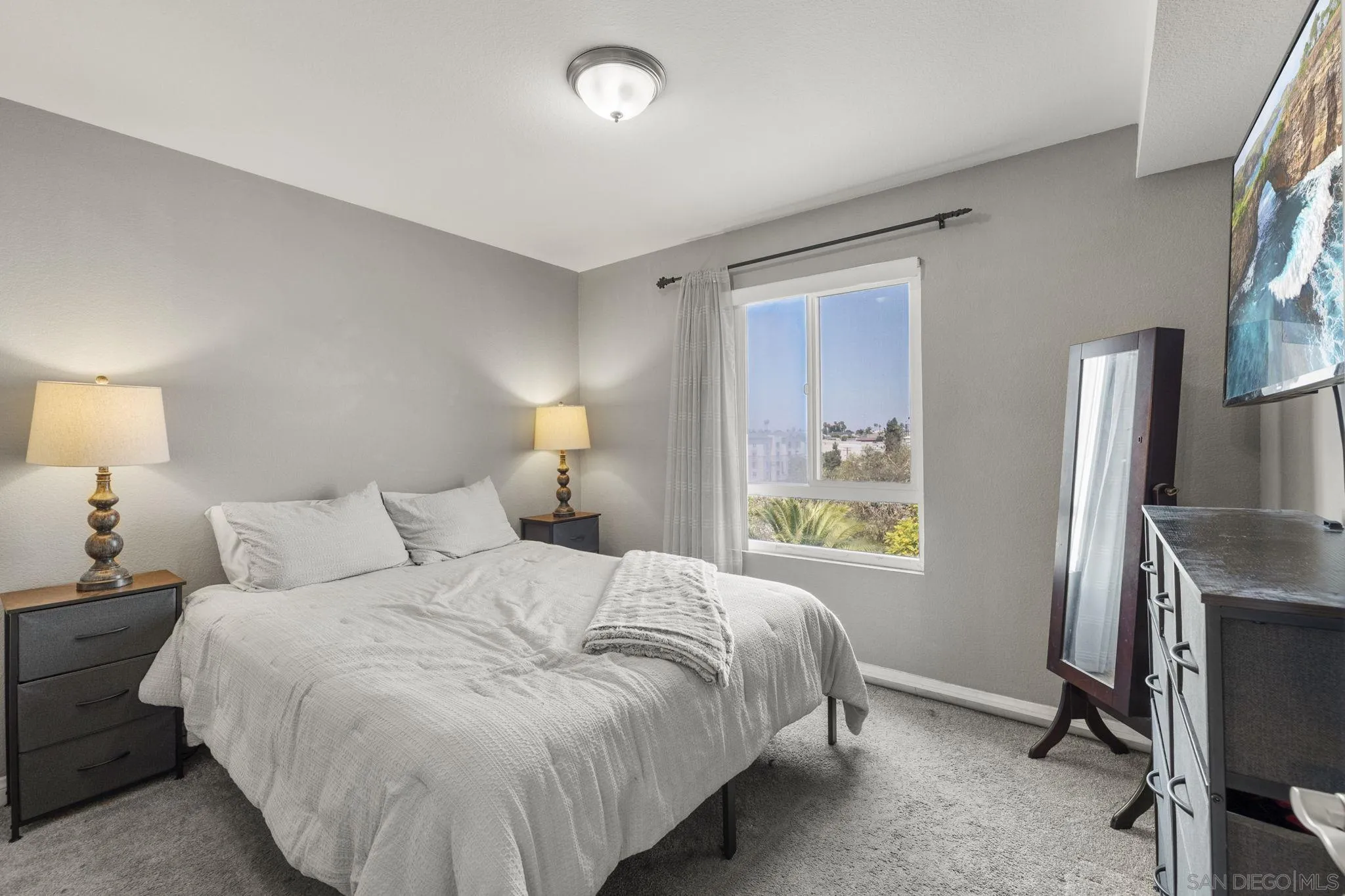 https://cdn.realtyfeed.com/cdn/127/250035921/4483817c435da82bb428f7af643f3fba.webp