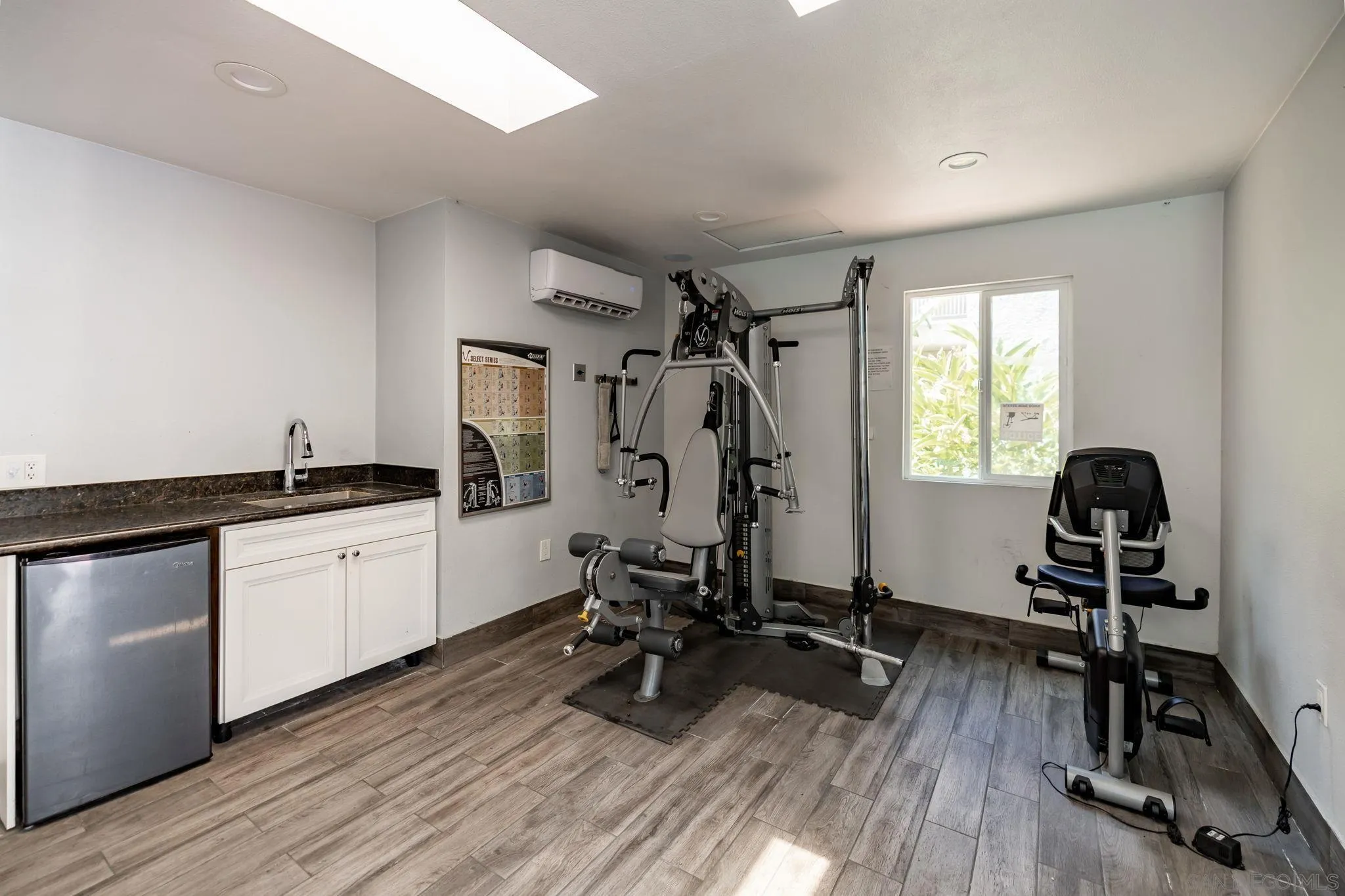https://cdn.realtyfeed.com/cdn/127/250035921/6a4a16a5f4819c07c6e1d3de9f0f75c1.webp