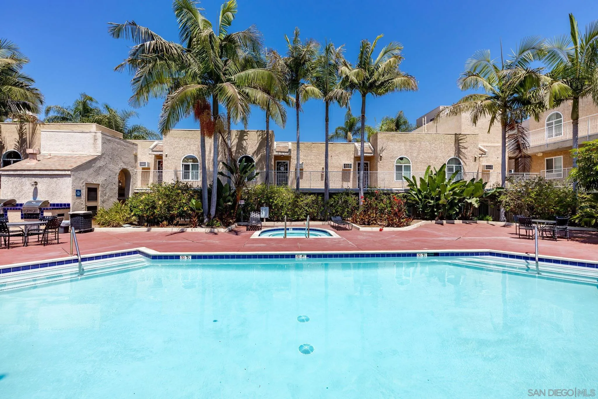 https://cdn.realtyfeed.com/cdn/127/250035921/72f0b58e4da7f0a4d817cd9015e947e6.webp