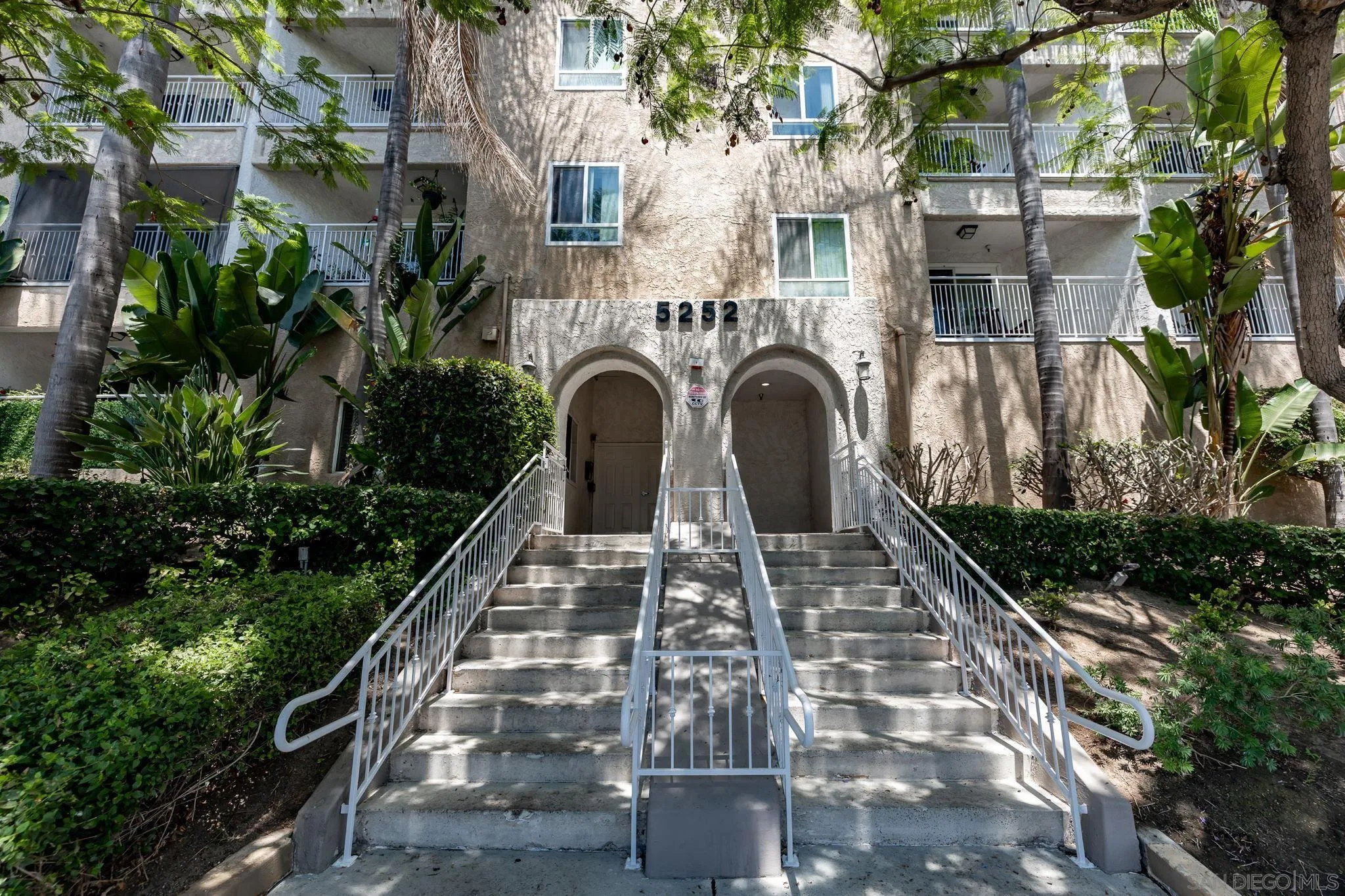 https://cdn.realtyfeed.com/cdn/127/250035921/c8e28d3d875be716604355020032510c.webp