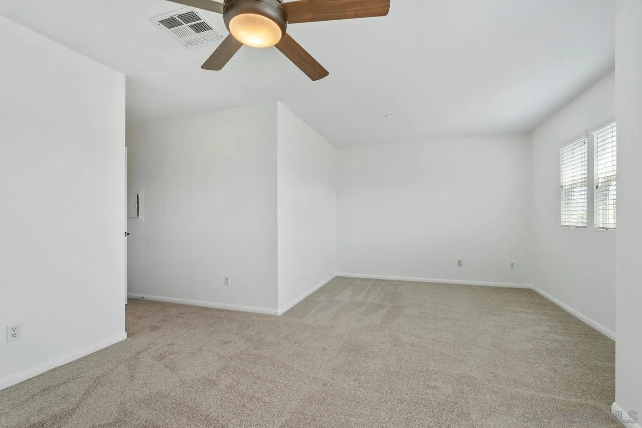 Photo #24: 250035930 Listing: Photo #24
