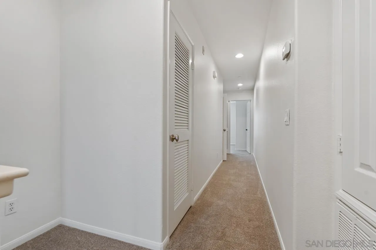 Photo #31: 250035930 Listing: Photo #31