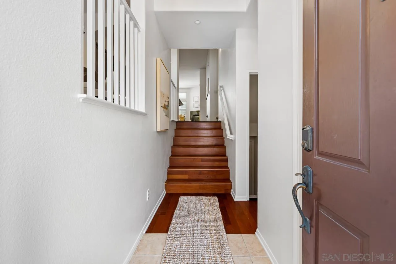Photo #3: 250035930 Listing 