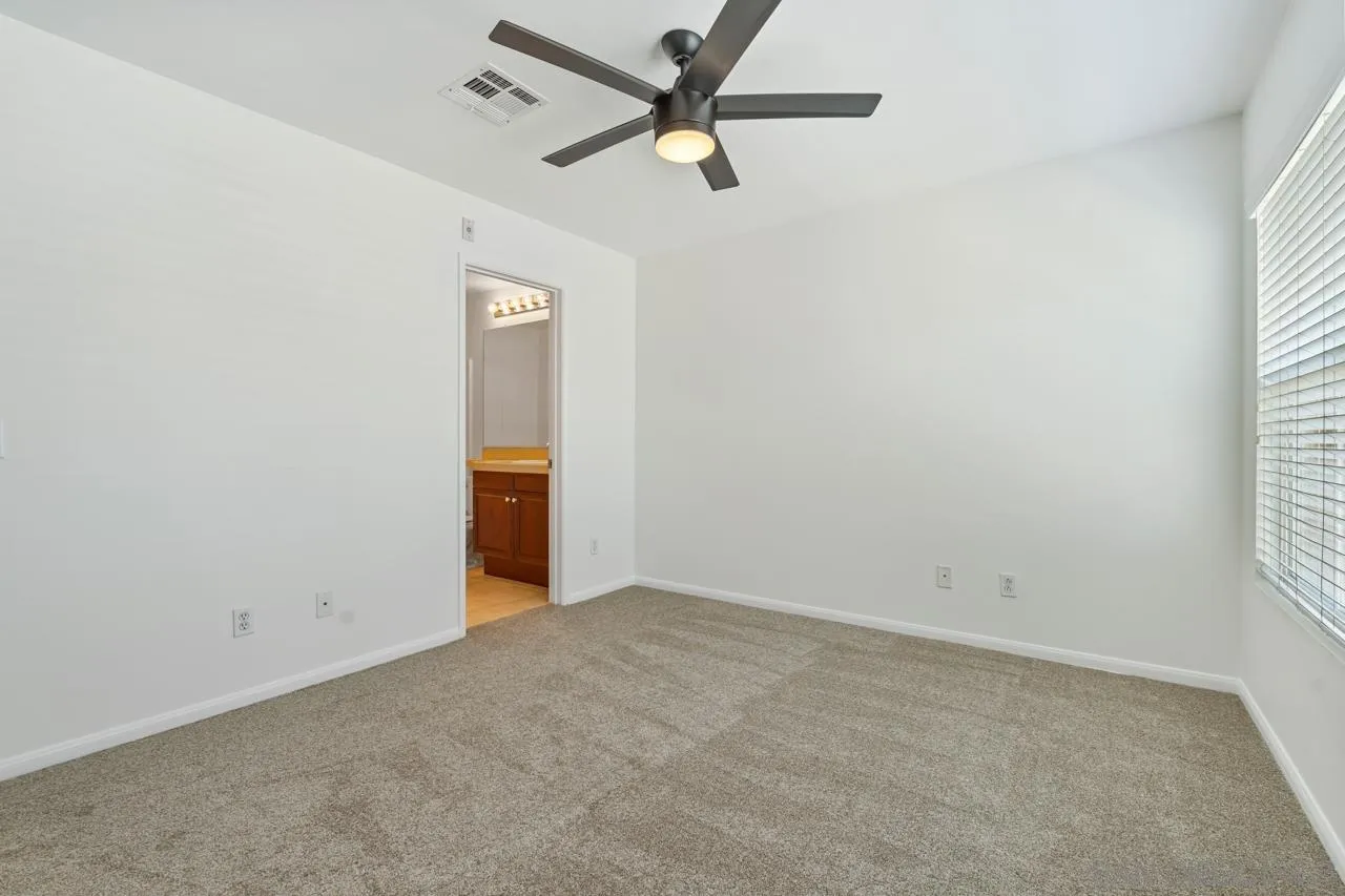 Photo #34: 250035930 Listing: Photo #34
