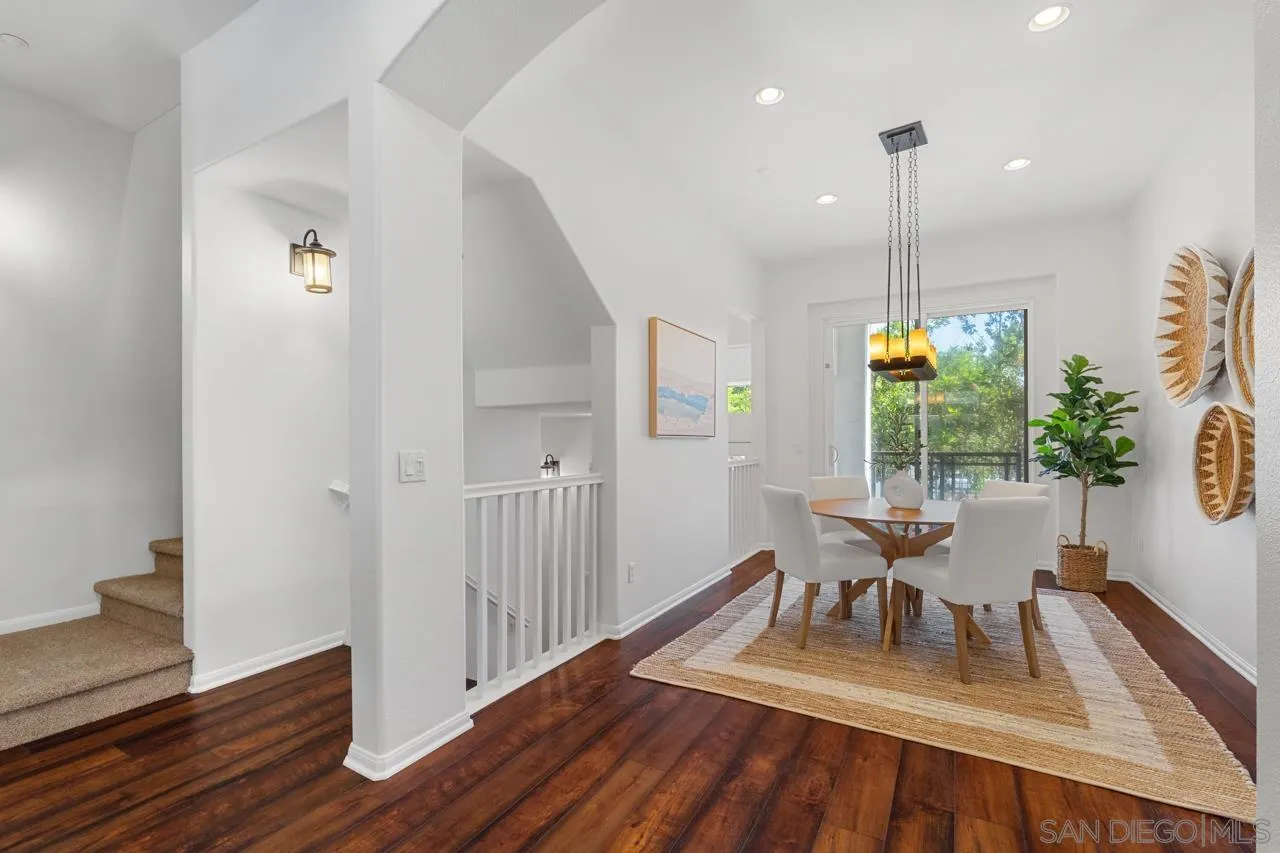 Photo #5: 250035930 Listing 
