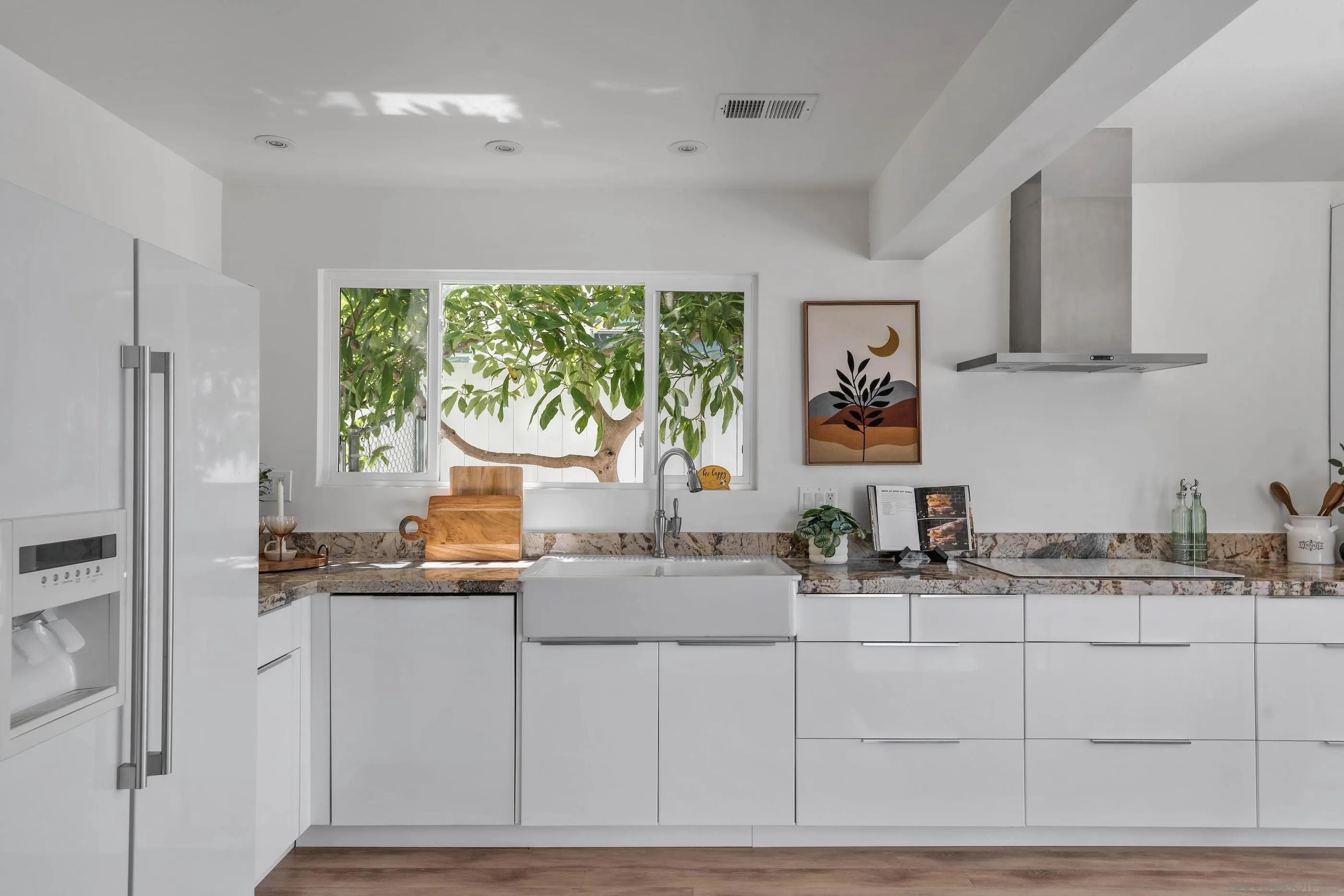 https://cdn.realtyfeed.com/cdn/127/250035949/4b0e92482027ae419673bc63d3d30176.webp