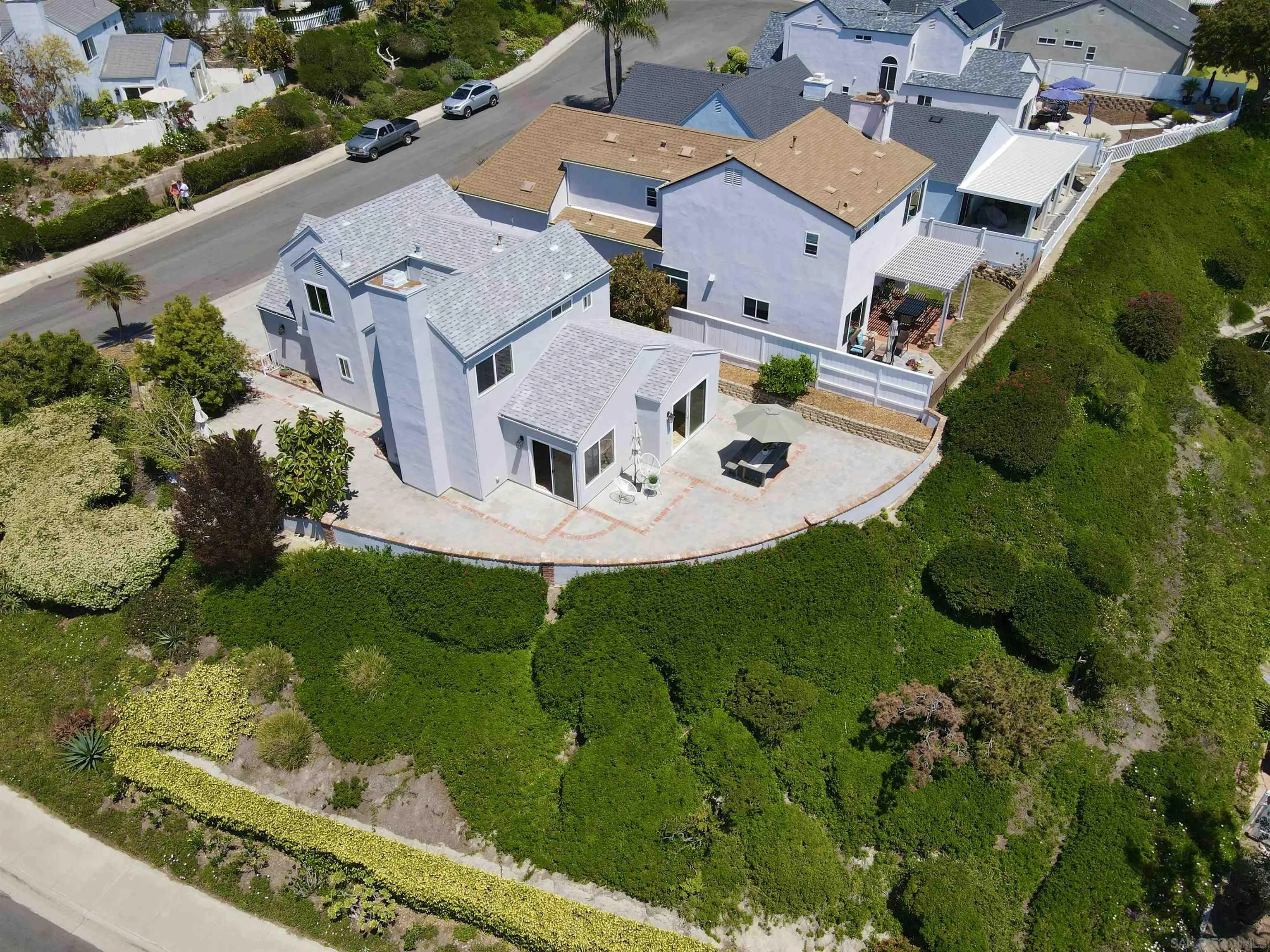 https://cdn.realtyfeed.com/cdn/127/250035949/7283aa5a118239878da1d16192bd4218.webp