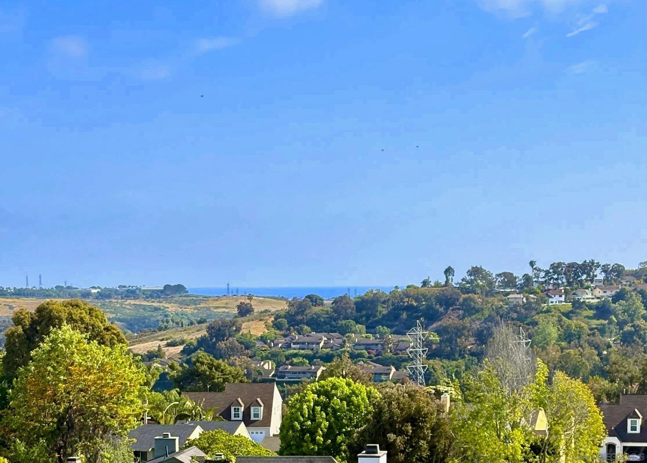 https://cdn.realtyfeed.com/cdn/127/250035949/c127f9f38e6d0c63e2f543811d35457a.webp