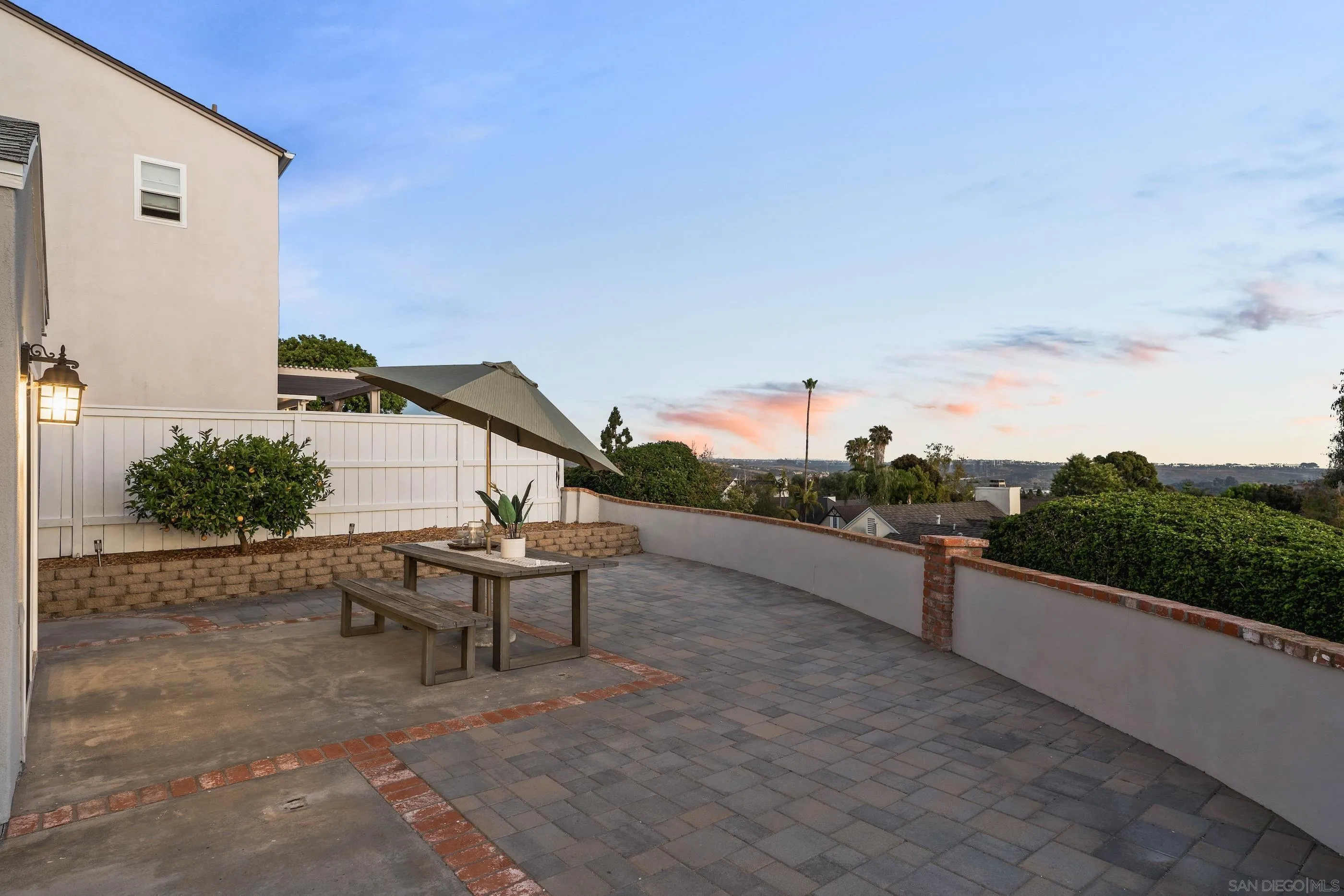 https://cdn.realtyfeed.com/cdn/127/250035949/c96f2162781b155b7fdb1d46563d7b3c.webp