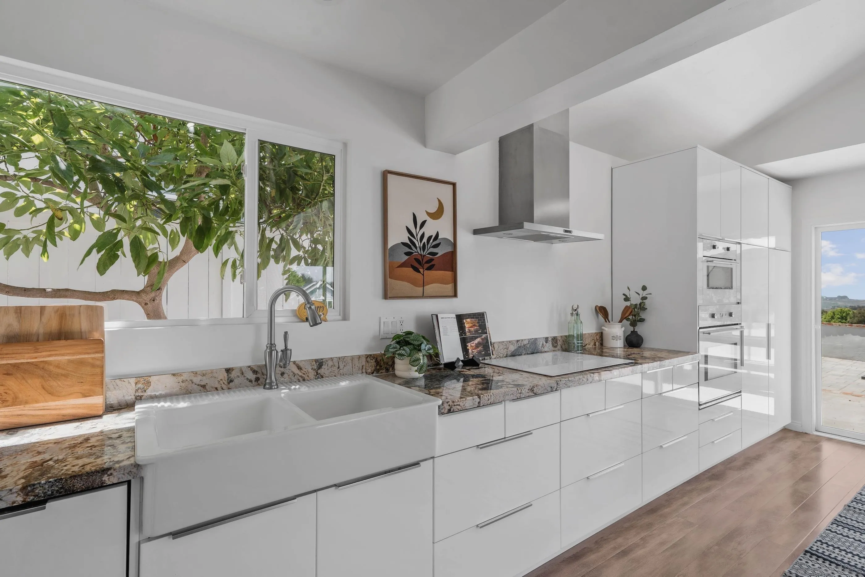 https://cdn.realtyfeed.com/cdn/127/250035949/e646b16f17d16205ae45f314f7d61485.webp