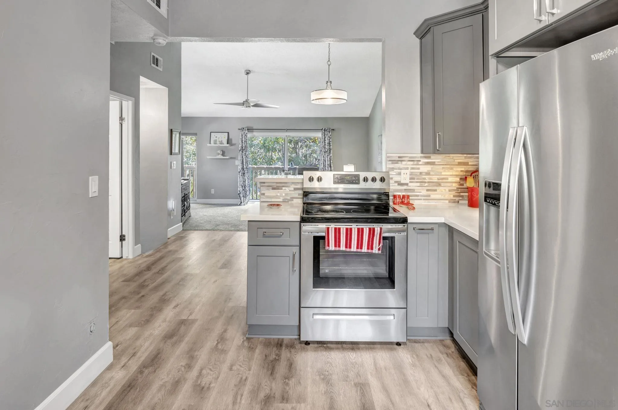 Photo #5: 250035955 Listing 