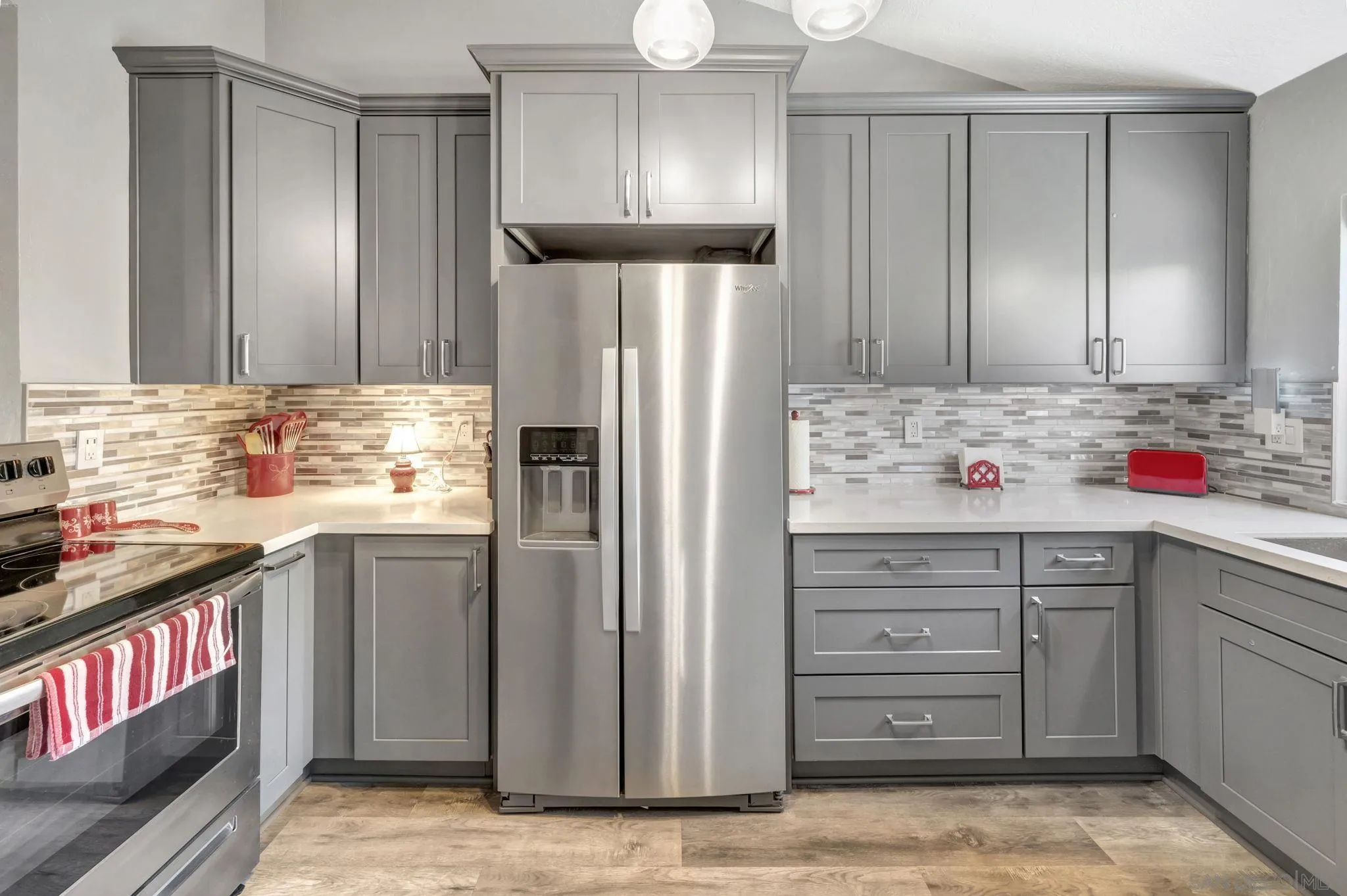 Photo #2: 250035955 Listing 