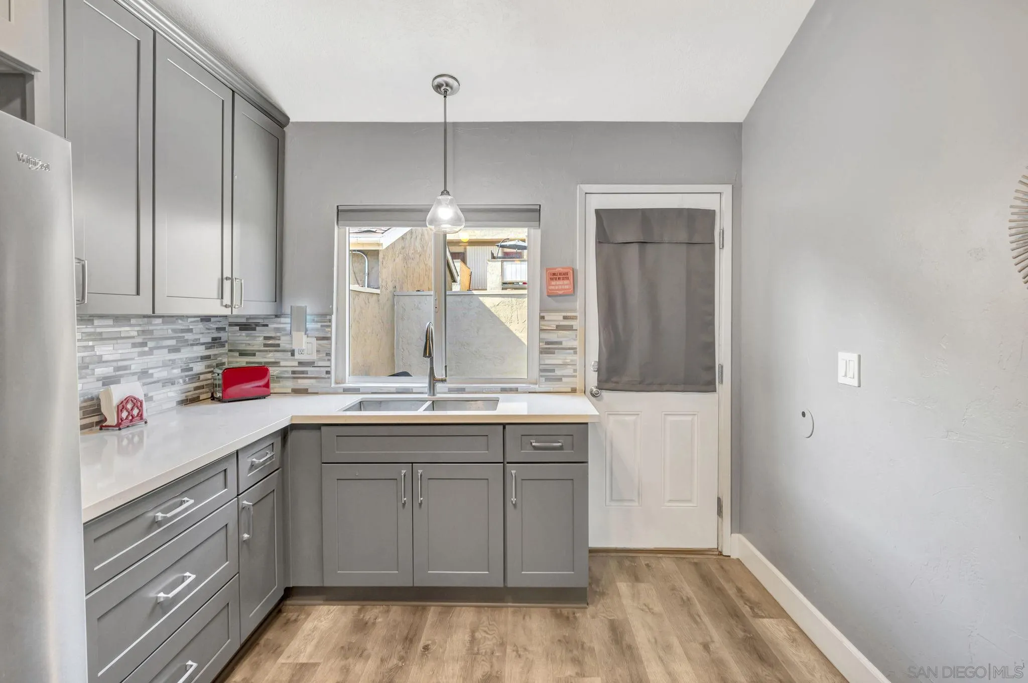 Photo #4: 250035955 Listing 