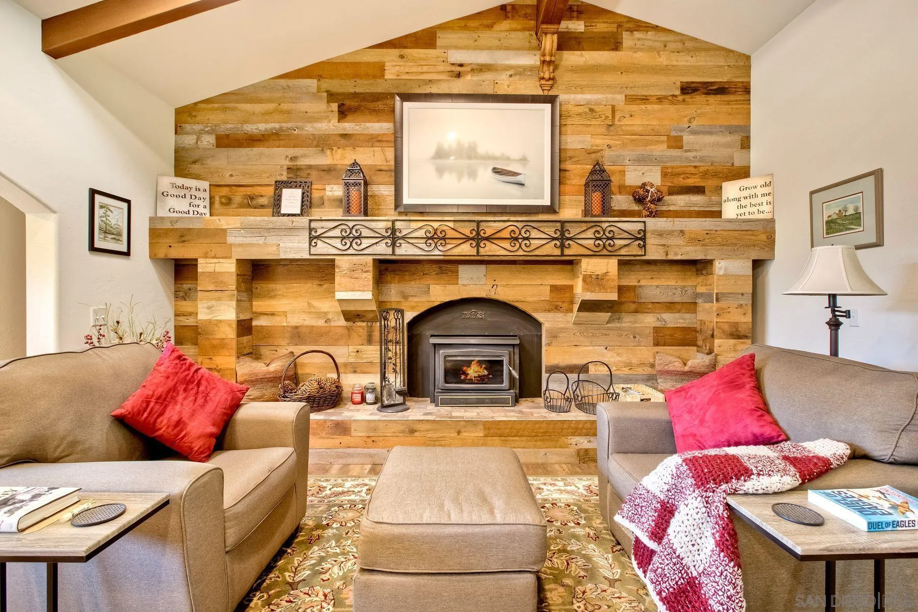 https://cdn.realtyfeed.com/cdn/127/250035957/4a9ad96d789dc5c5e67a7d65e1bfa9ec.webp