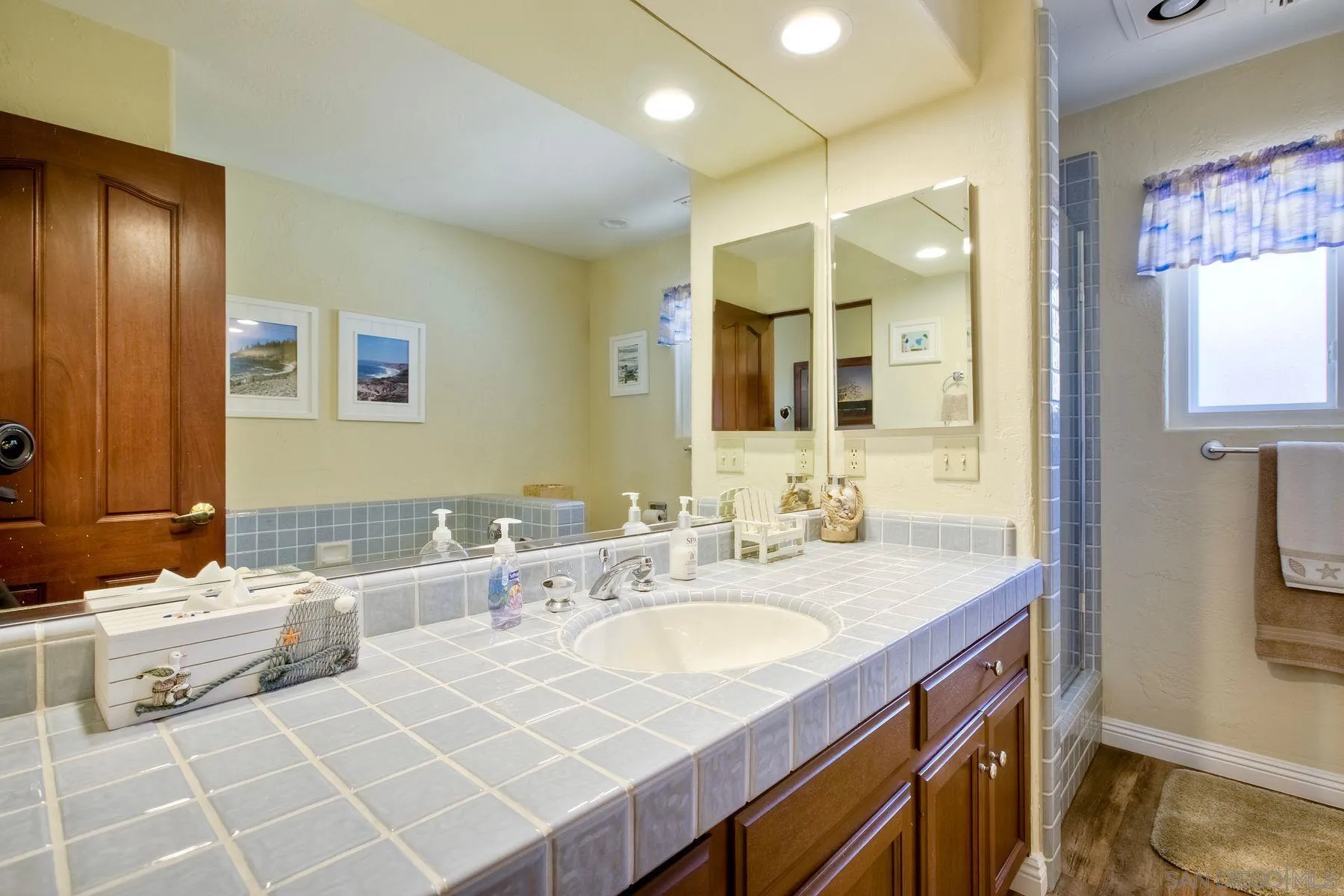 https://cdn.realtyfeed.com/cdn/127/250035957/9139cf30e761141e780a10fe7fb6a1b6.webp