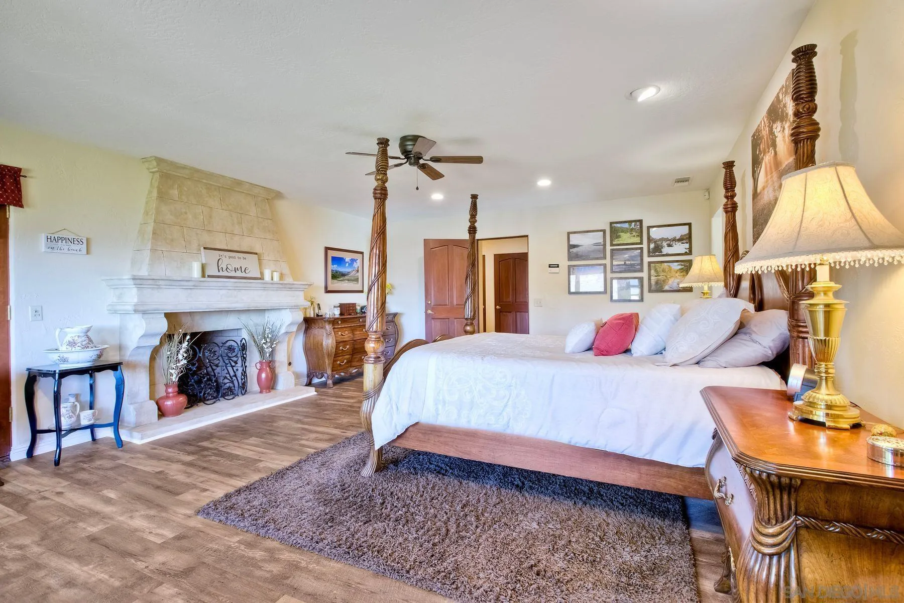 https://cdn.realtyfeed.com/cdn/127/250035957/f4818b1afeca5e74a50a1e1f5eb629a3.webp