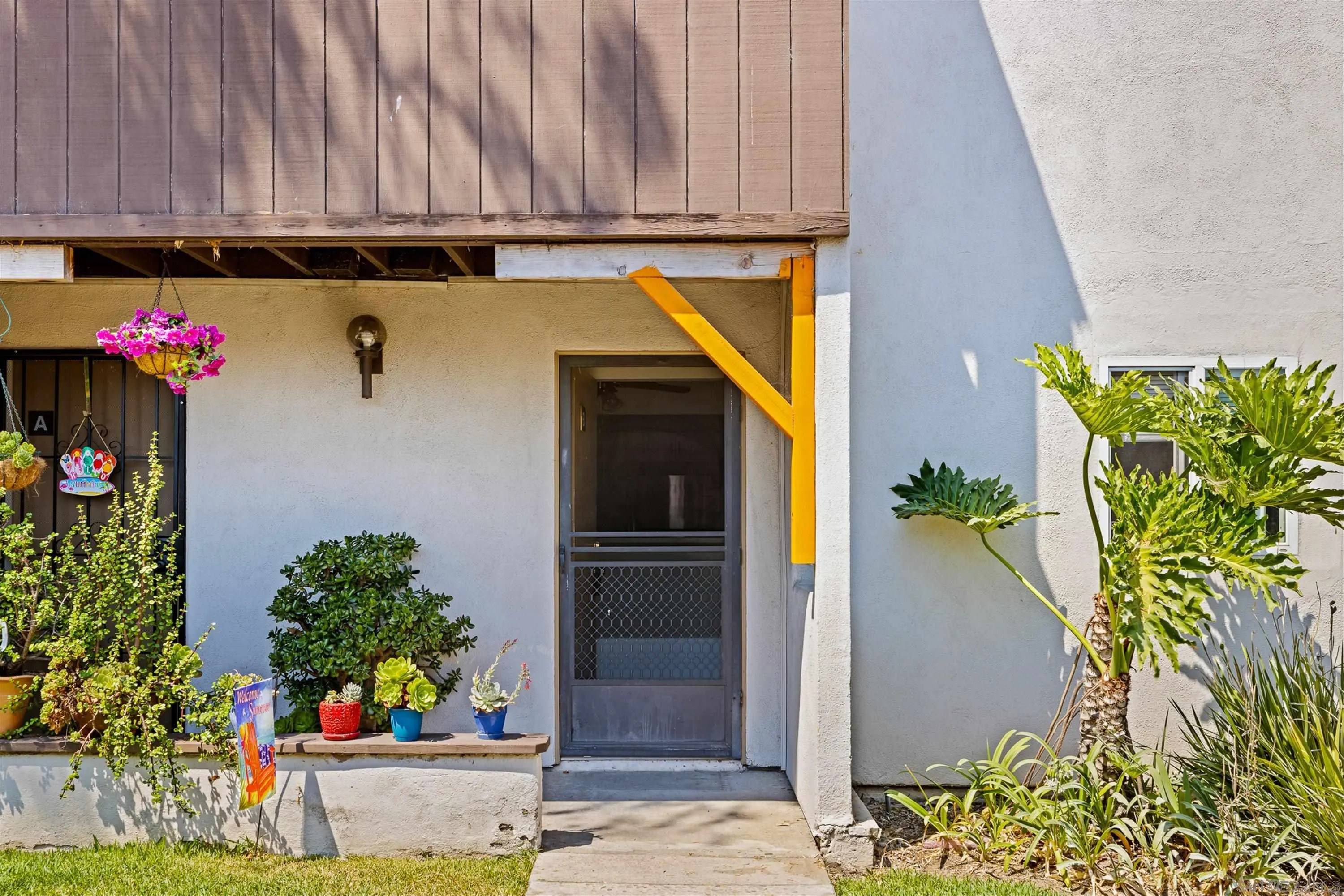 Photo #13: 250035976 Listing: Photo #13