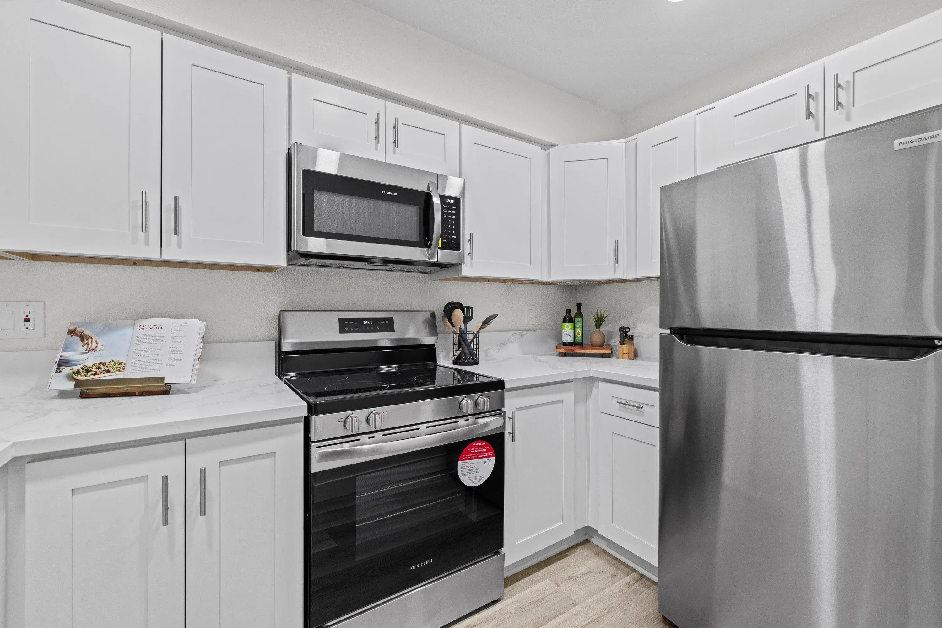 https://cdn.realtyfeed.com/cdn/127/250035976/2da4a95acf636e00029008fe4919c811.webp
