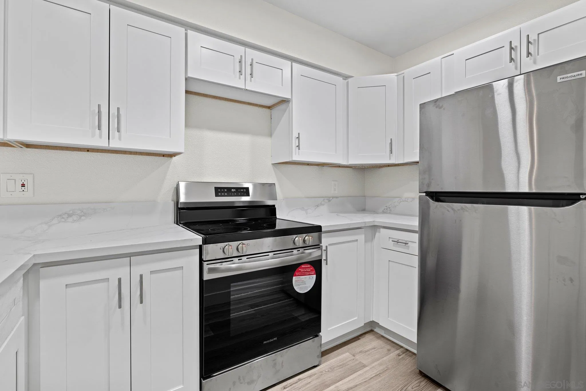 Photo #6: 250035976 Listing 