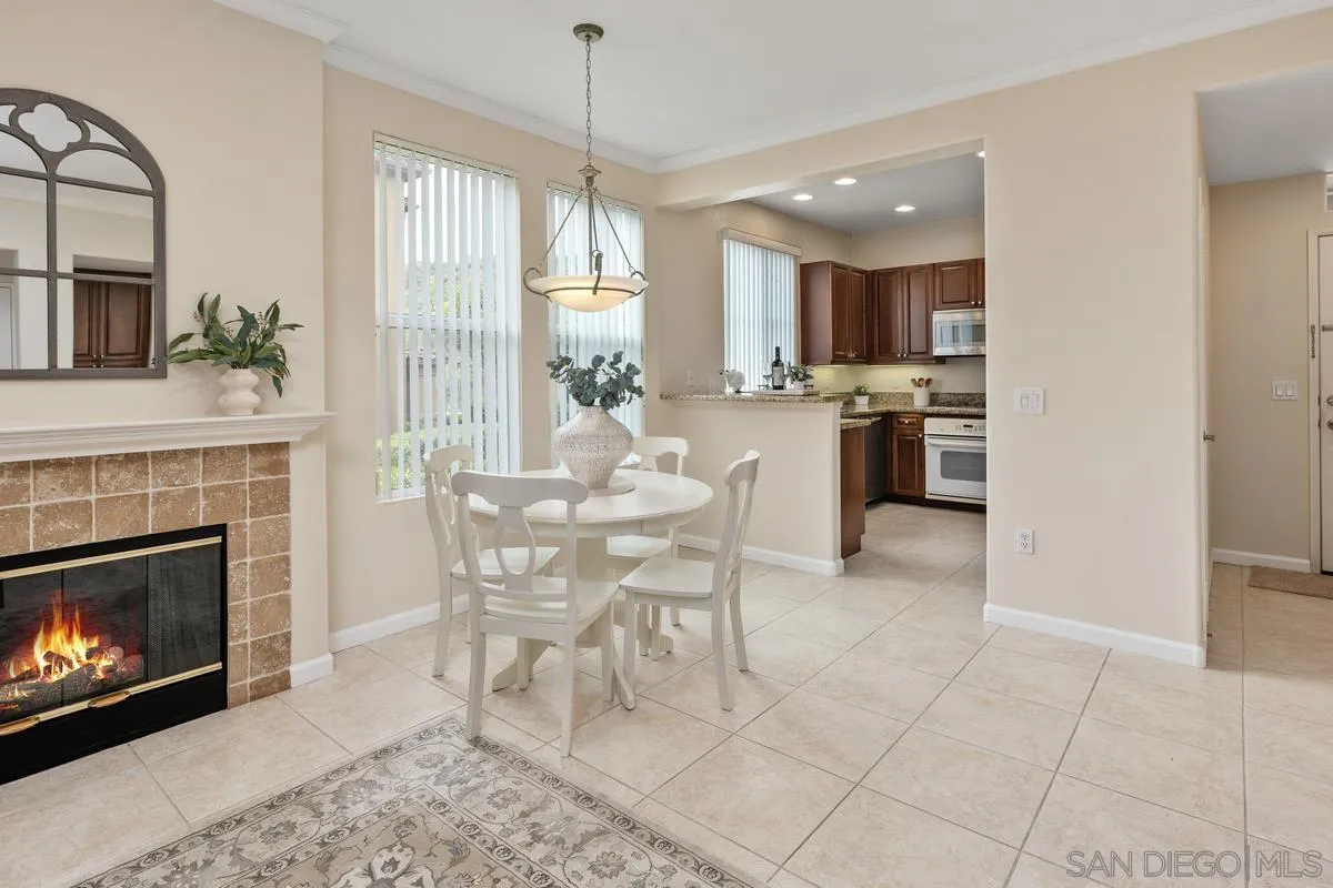 https://cdn.realtyfeed.com/cdn/127/250035979/0cb89b7fd98b463a00d2e82065059527.webp