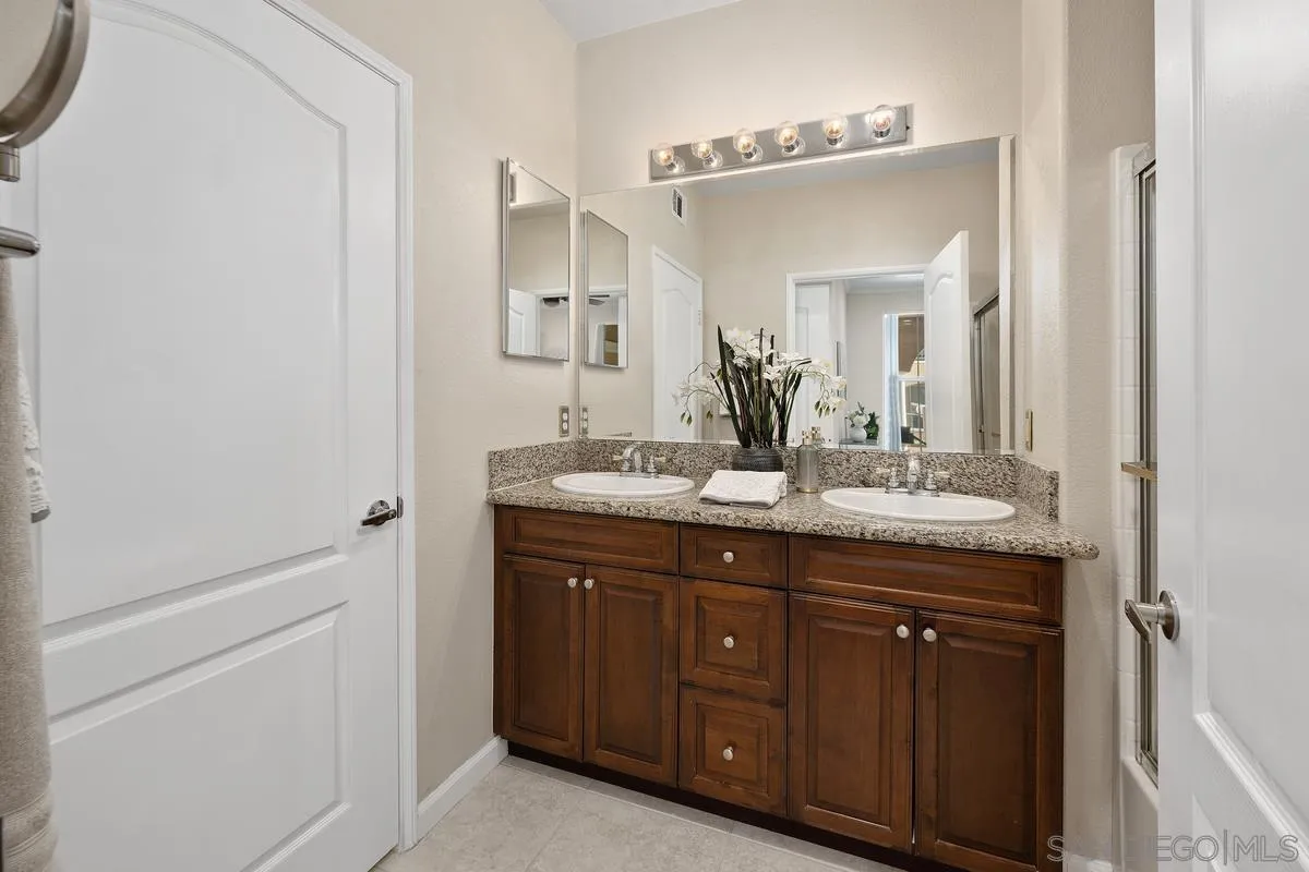 https://cdn.realtyfeed.com/cdn/127/250035979/b674399bdf0b1a0127dfc53a9390fbbf.webp