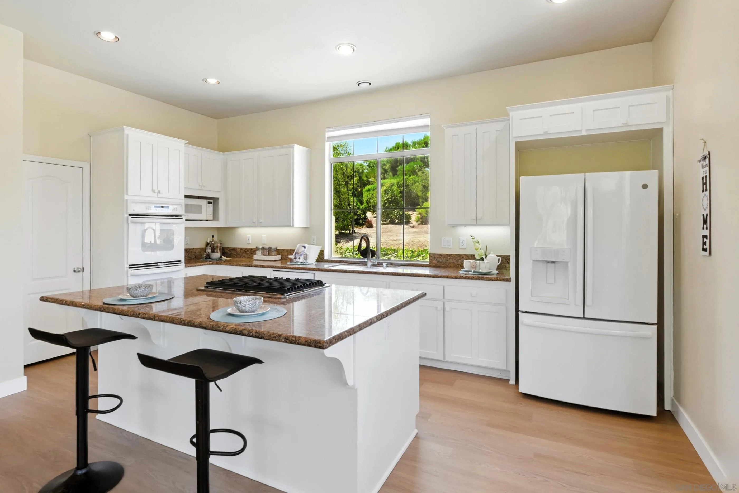 https://cdn.realtyfeed.com/cdn/127/250035983/154728862958134598b100c42b78eb50.webp