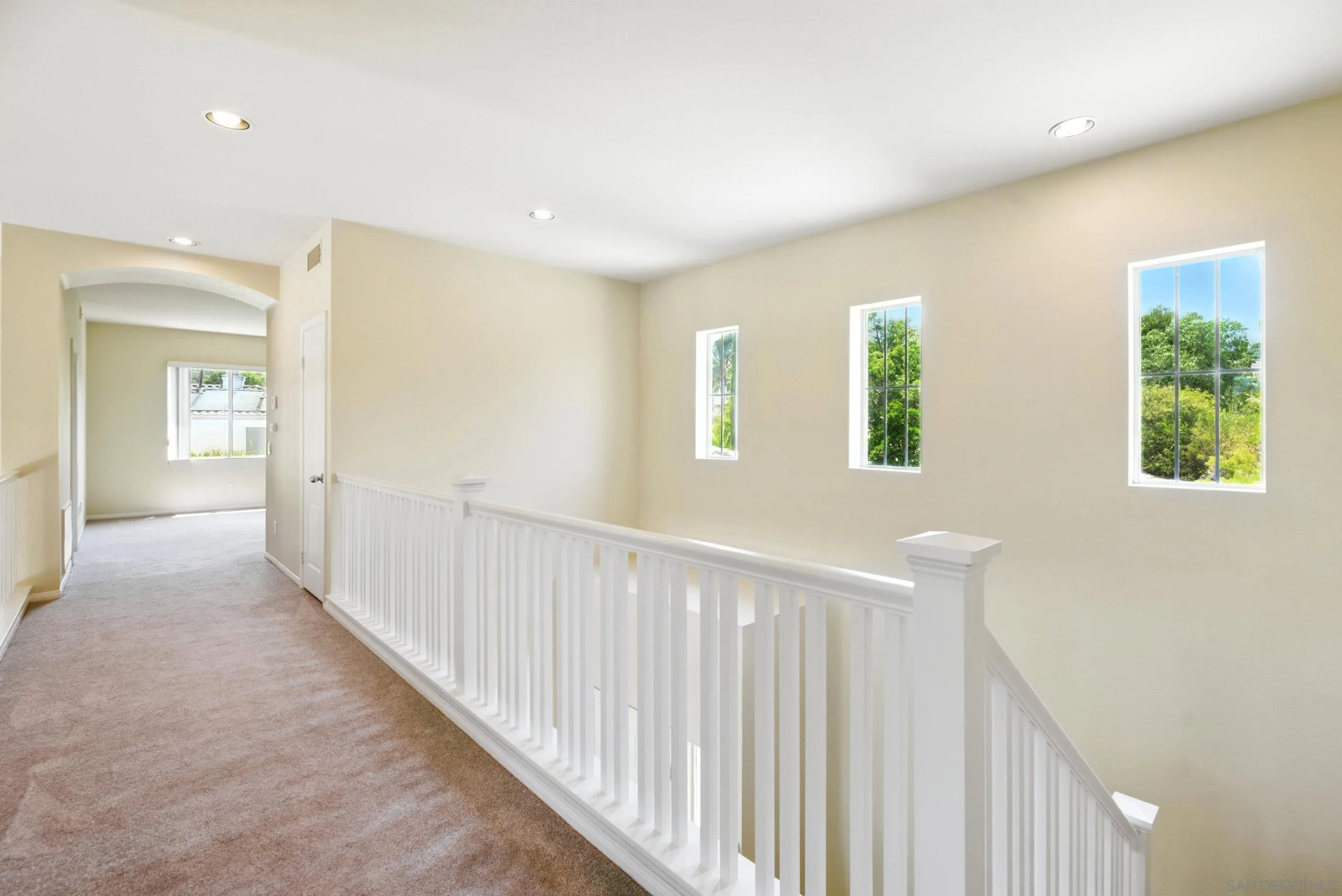 https://cdn.realtyfeed.com/cdn/127/250035983/d4432e836424a5953e1dcaf250f8724e.webp