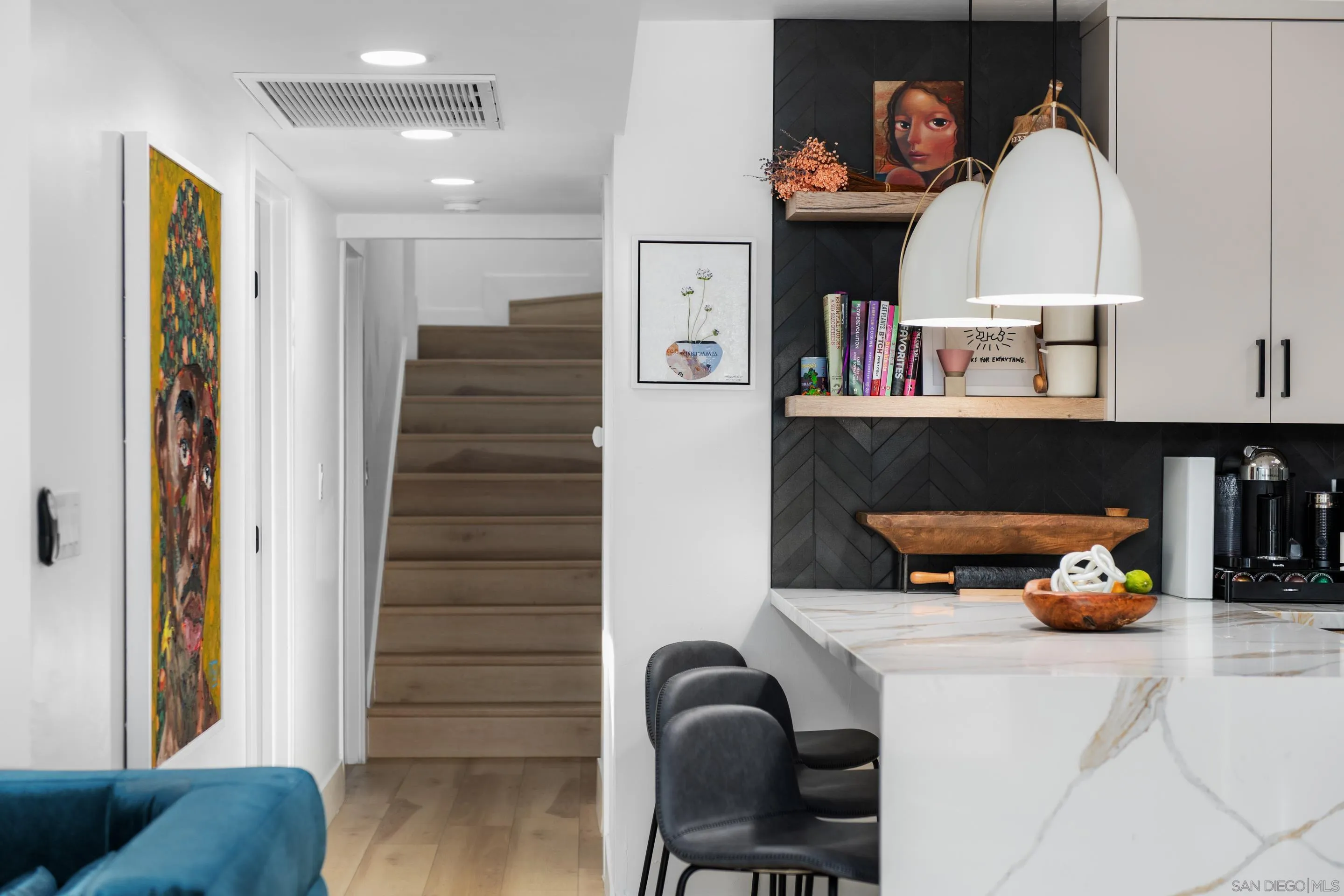 https://cdn.realtyfeed.com/cdn/127/250035997/efc6a920c18677d1e32b11e023c13d63.webp