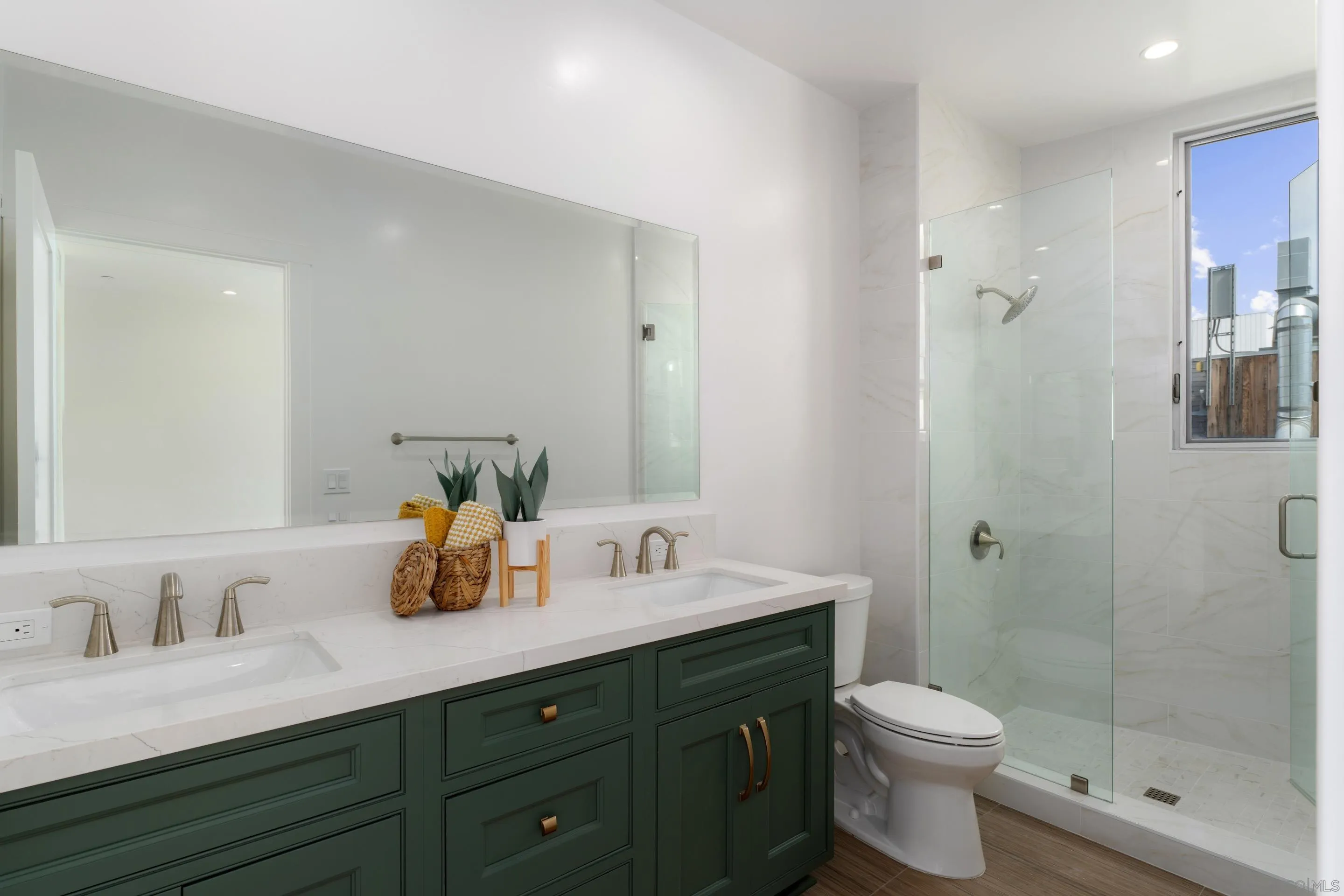 Photo #11: 250036001 Listing: Photo #11