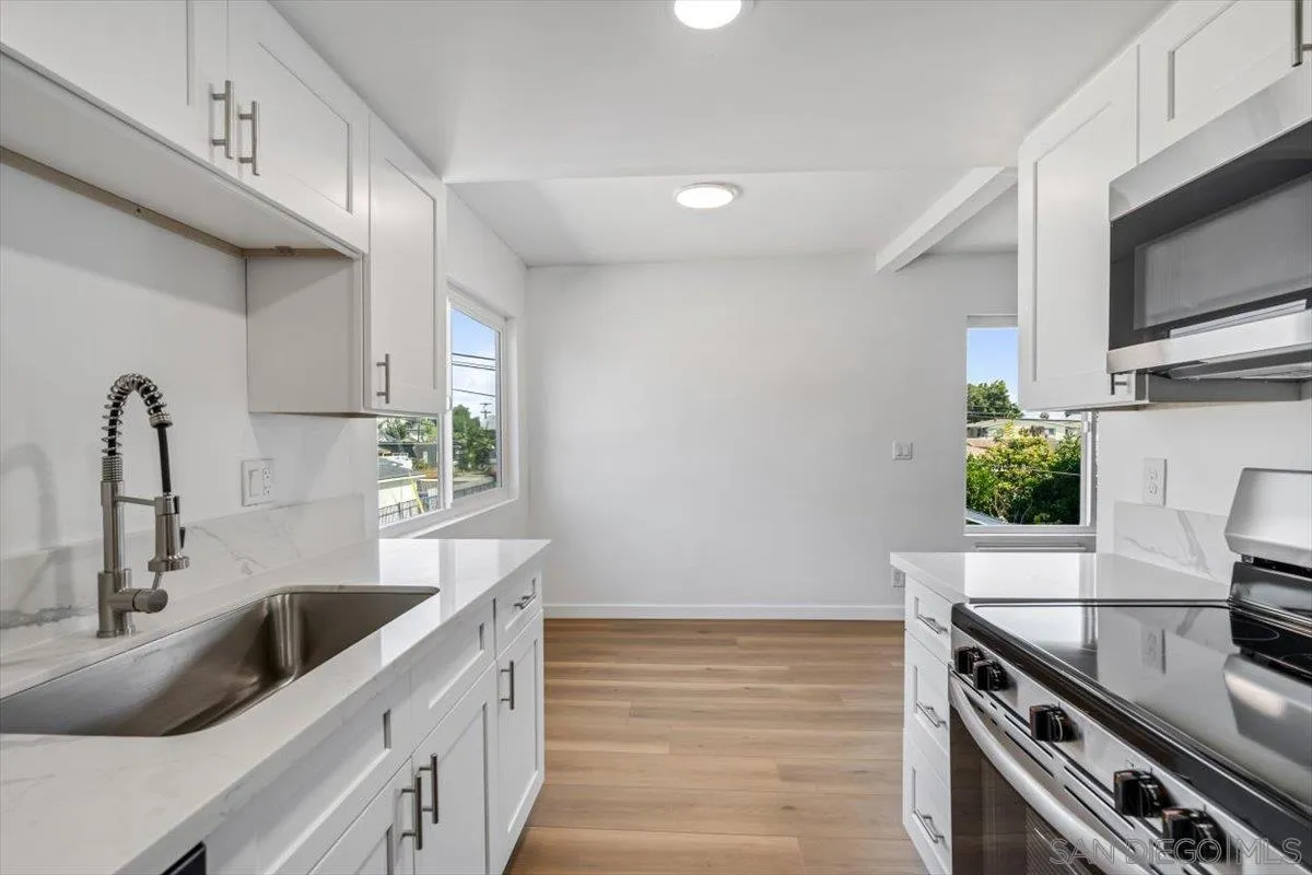 Photo #4: 250036006 Listing 