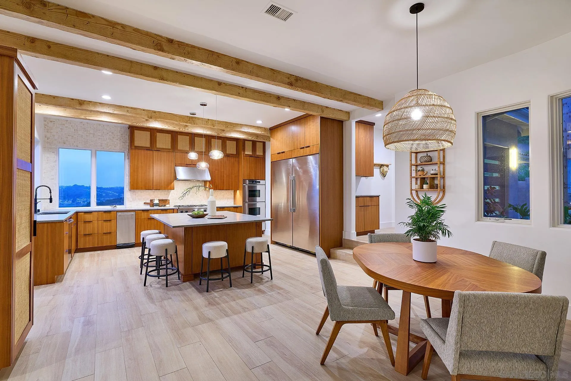 https://cdn.realtyfeed.com/cdn/127/250036008/1ad053bfb96a8b064f1fb53c263341f1.webp