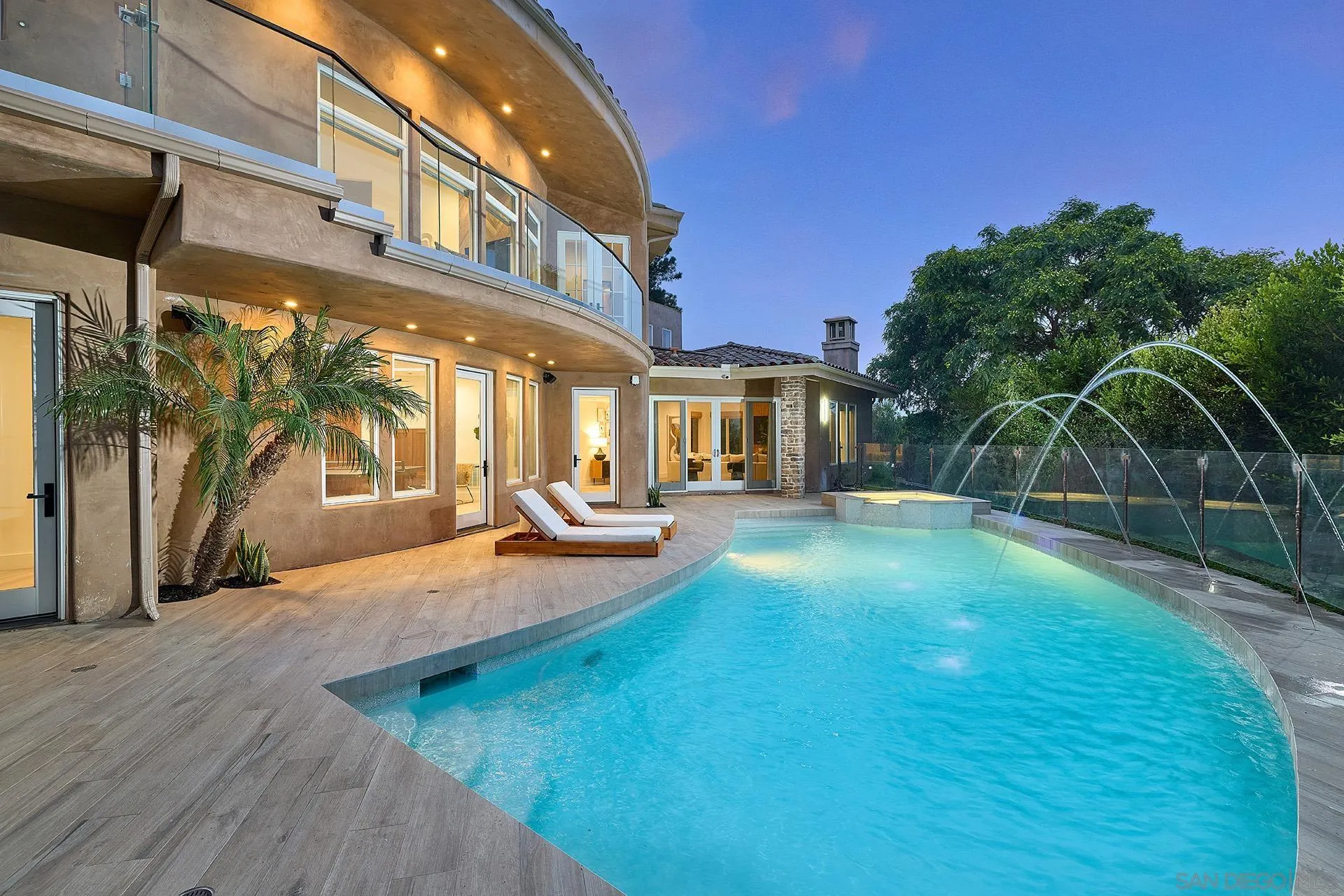 https://cdn.realtyfeed.com/cdn/127/250036008/22d06f2847325a5cad0a308a0730f388.webp
