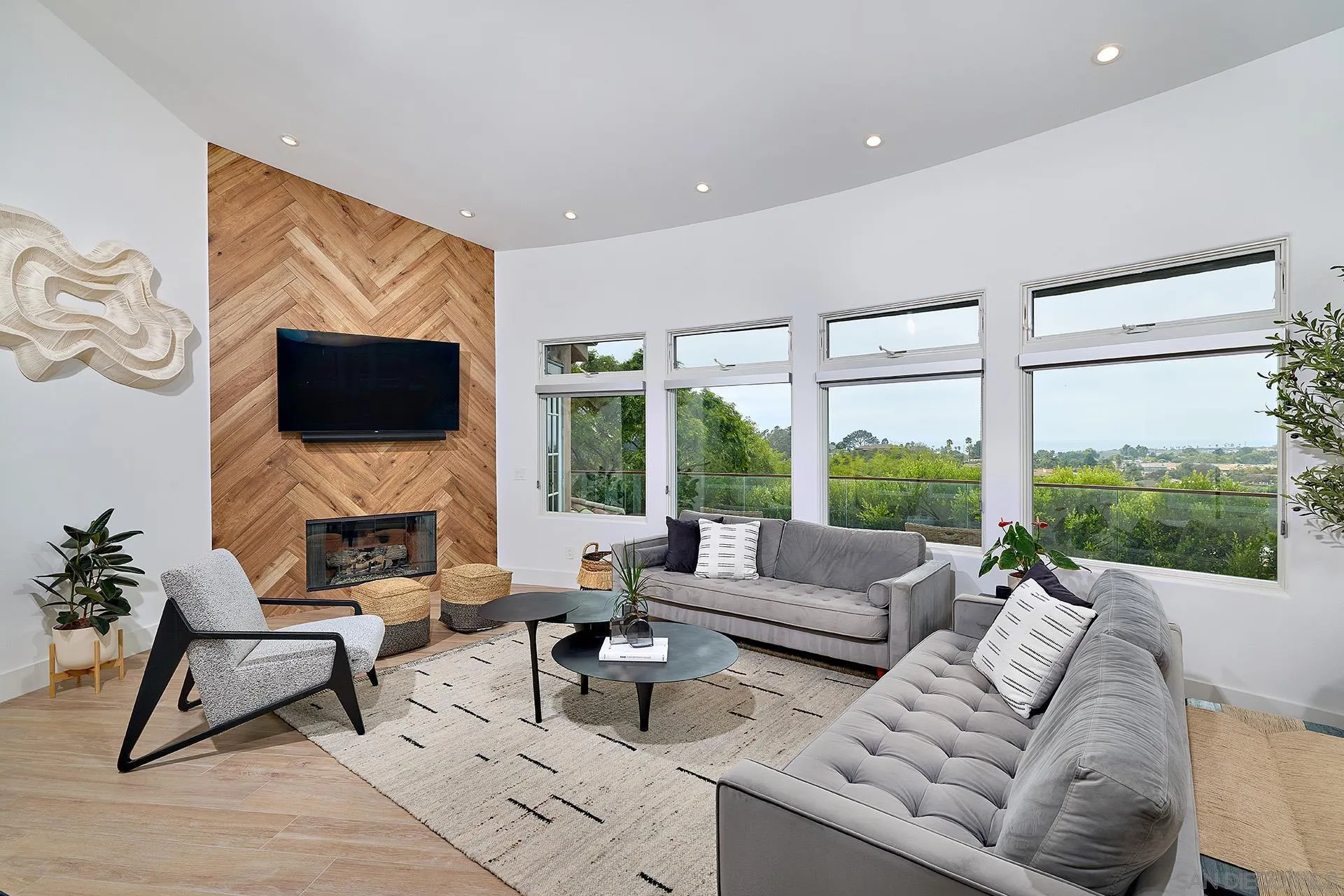 https://cdn.realtyfeed.com/cdn/127/250036008/3b71f7870d3ea23897ad21aac0e670dd.webp
