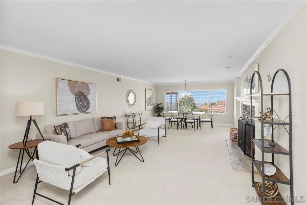 https://cdn.realtyfeed.com/cdn/127/250036016/233800cd7c3952fa913a612fc7868ead.webp