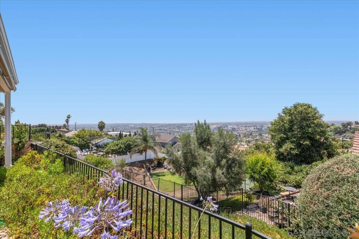 https://cdn.realtyfeed.com/cdn/127/250036016/85334aca28975af3c5c7ee833a8d61d8.webp