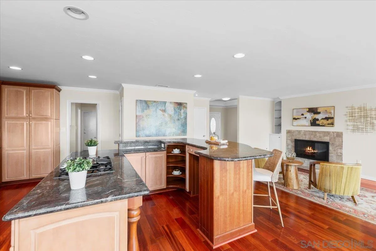 https://cdn.realtyfeed.com/cdn/127/250036016/8c3fec799d0dc6f7e09d5611b0369b1d.webp