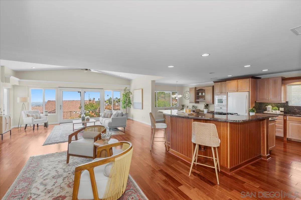 https://cdn.realtyfeed.com/cdn/127/250036016/f028840ffba0468969b7be73cd710e2f.webp