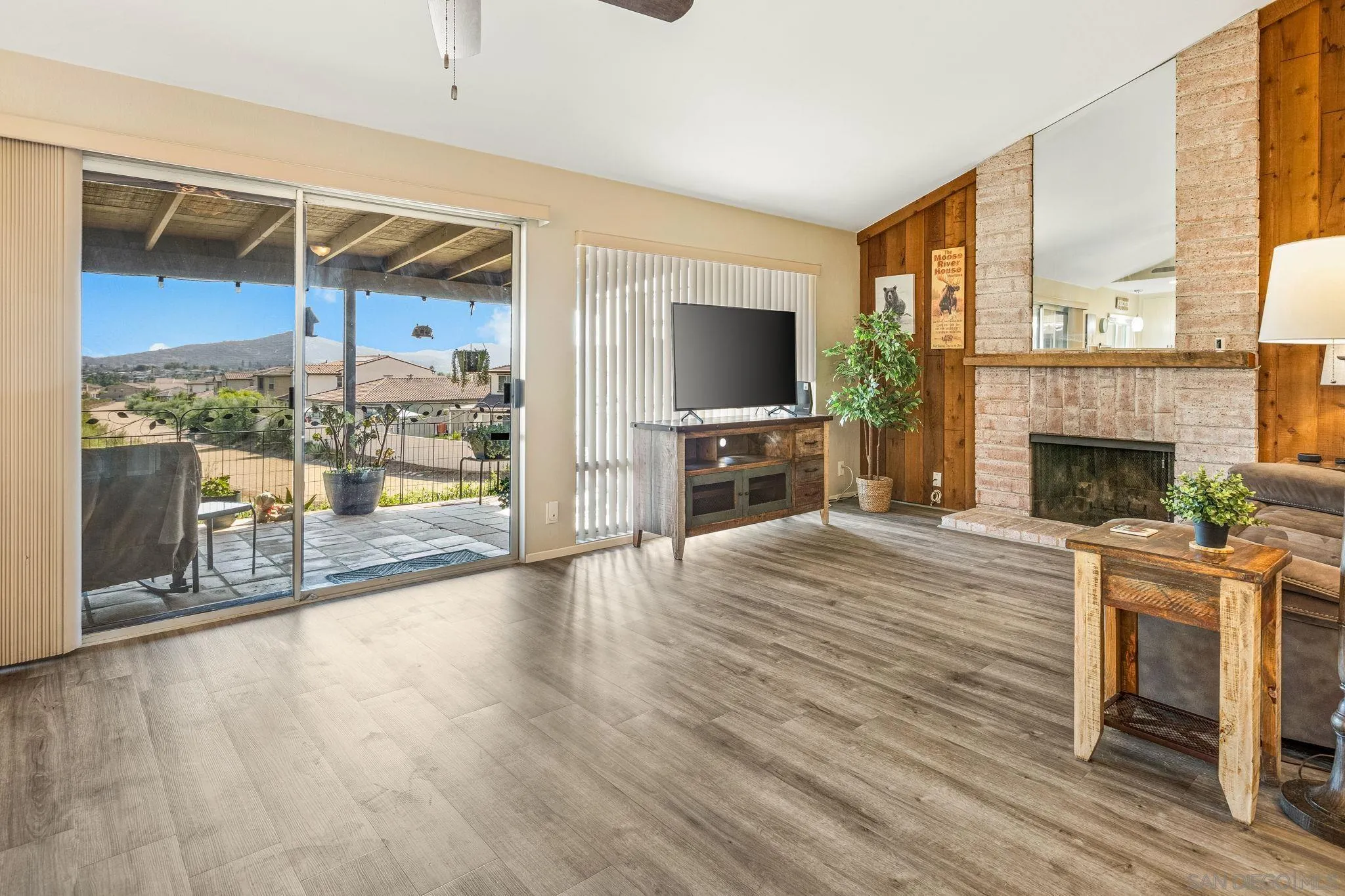 Photo #5: 250036018 Listing 