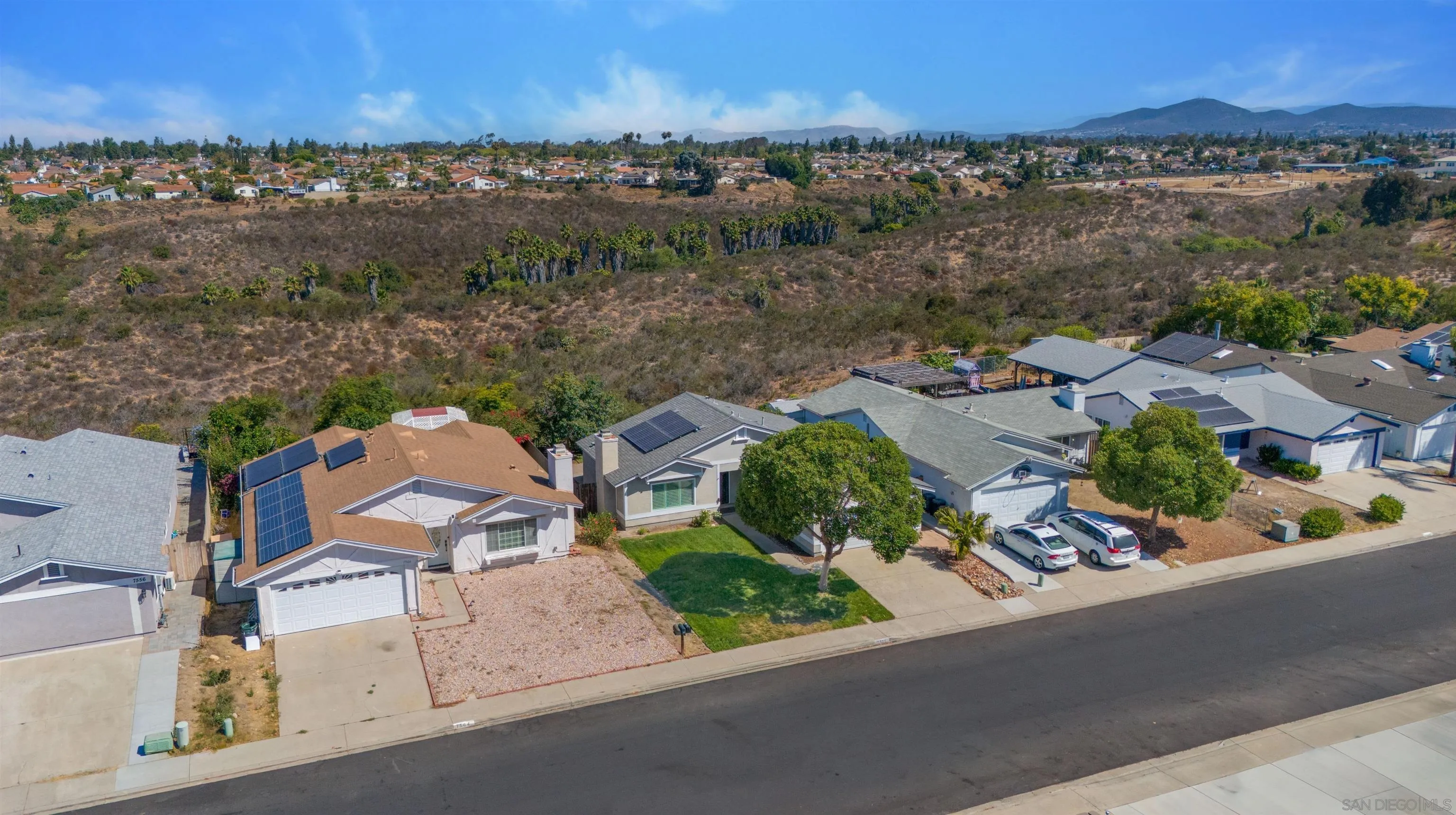 https://cdn.realtyfeed.com/cdn/127/250036024/639aa7ce94b7efeb07e3e4fbc20d1479.webp
