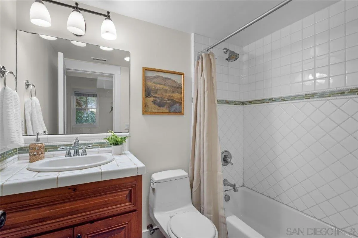 Photo #17: 250036036 Listing: Photo #17