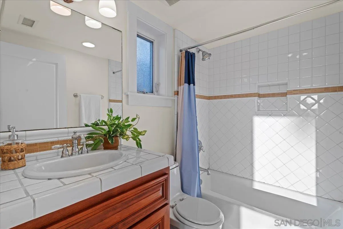 Photo #19: 250036036 Listing: Photo #19