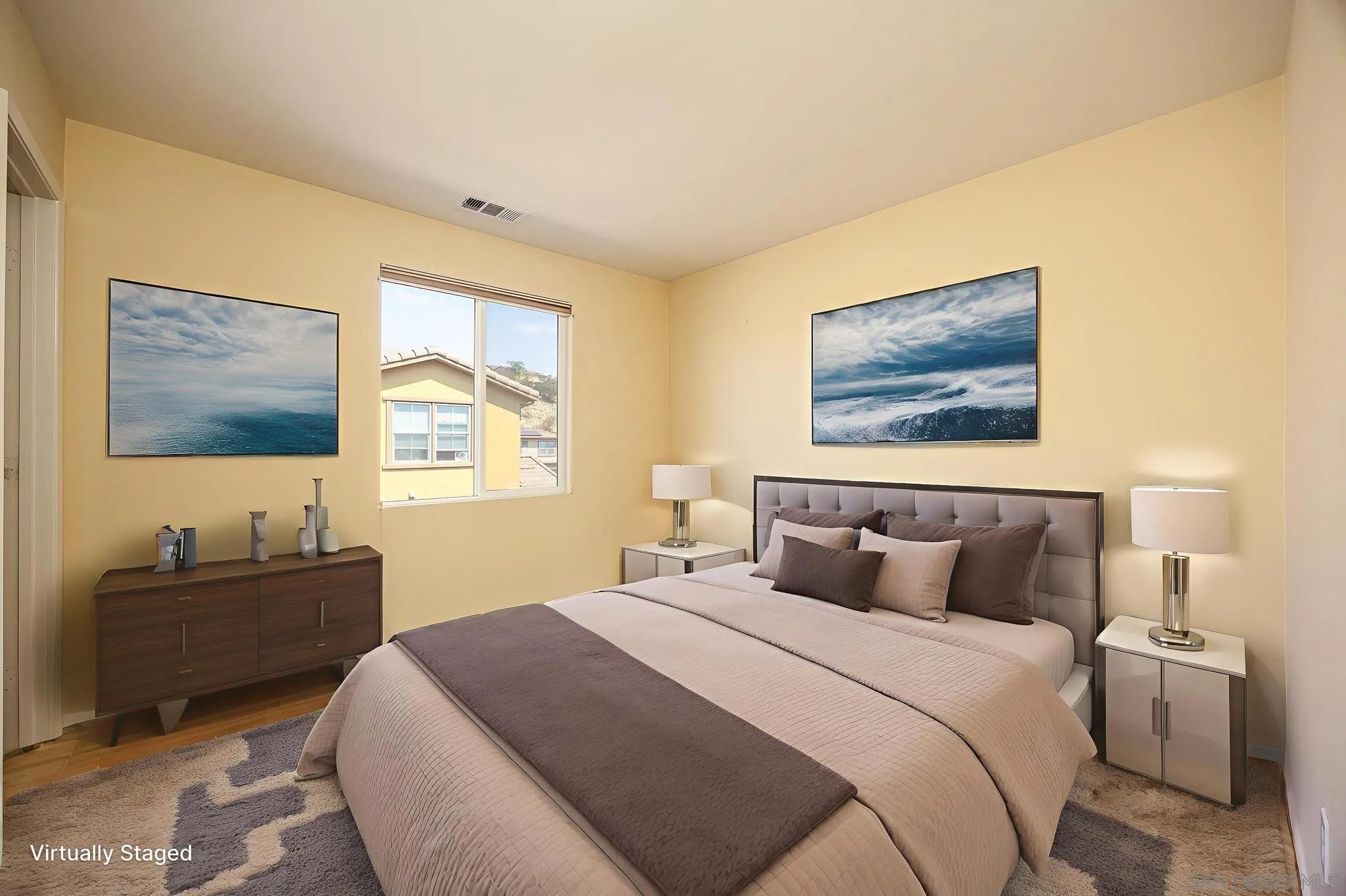 https://cdn.realtyfeed.com/cdn/127/250036037/eb800a4baf6727cb7632969c012338d0.webp