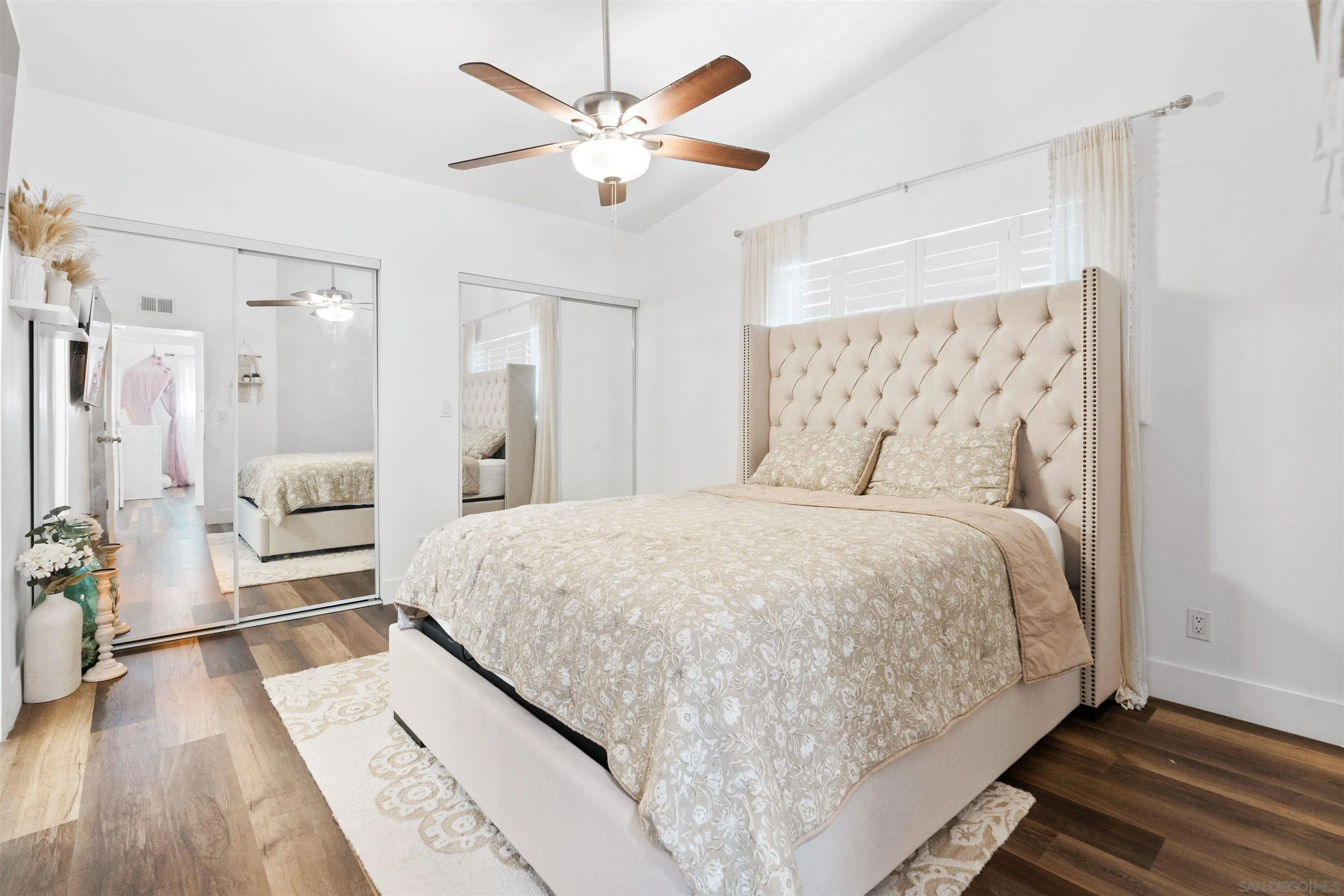 https://cdn.realtyfeed.com/cdn/127/250036044/591f301910a5d821e02b3ebce71c5cb2.webp