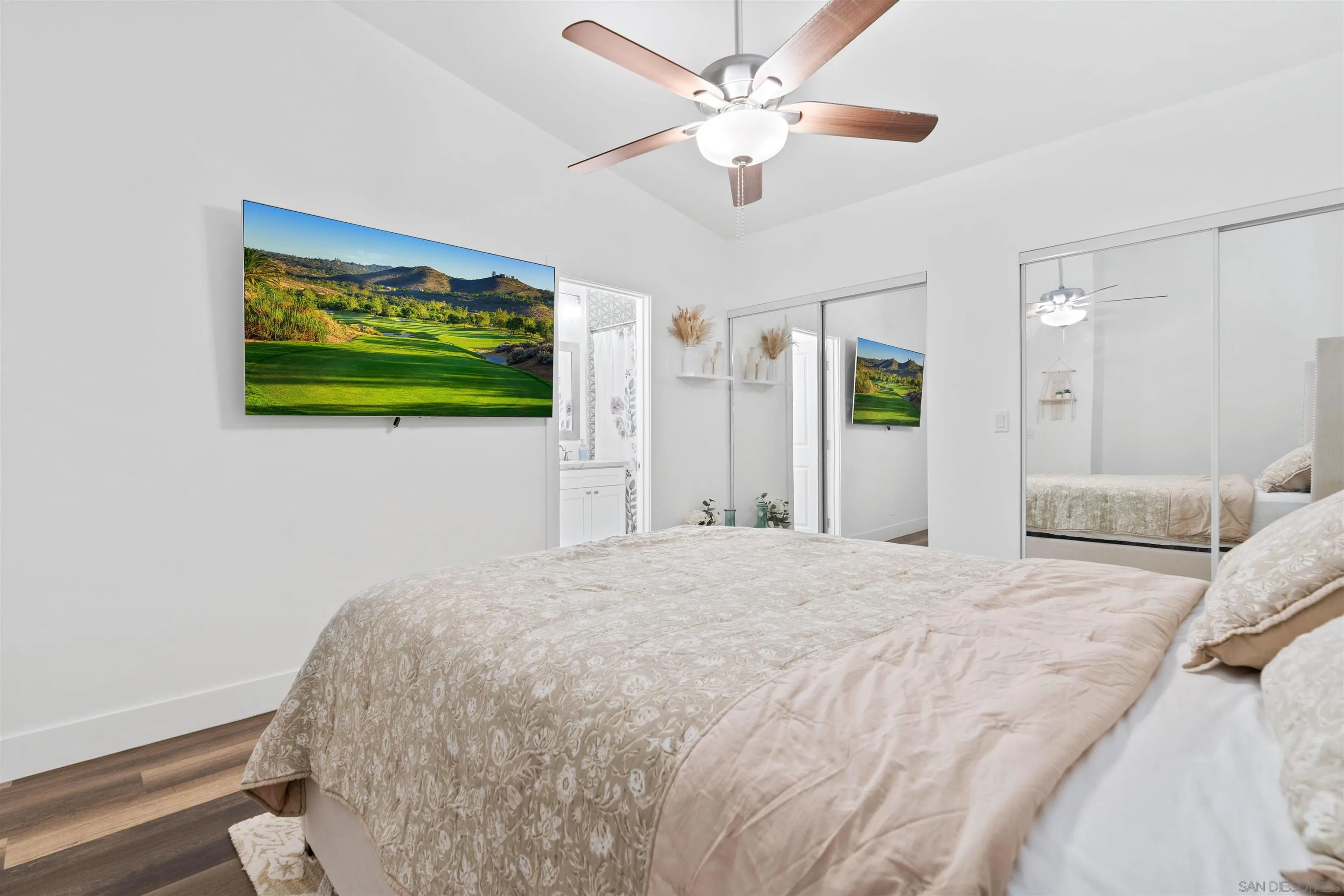 https://cdn.realtyfeed.com/cdn/127/250036044/615514277a002dc444752c1858edb3bc.webp