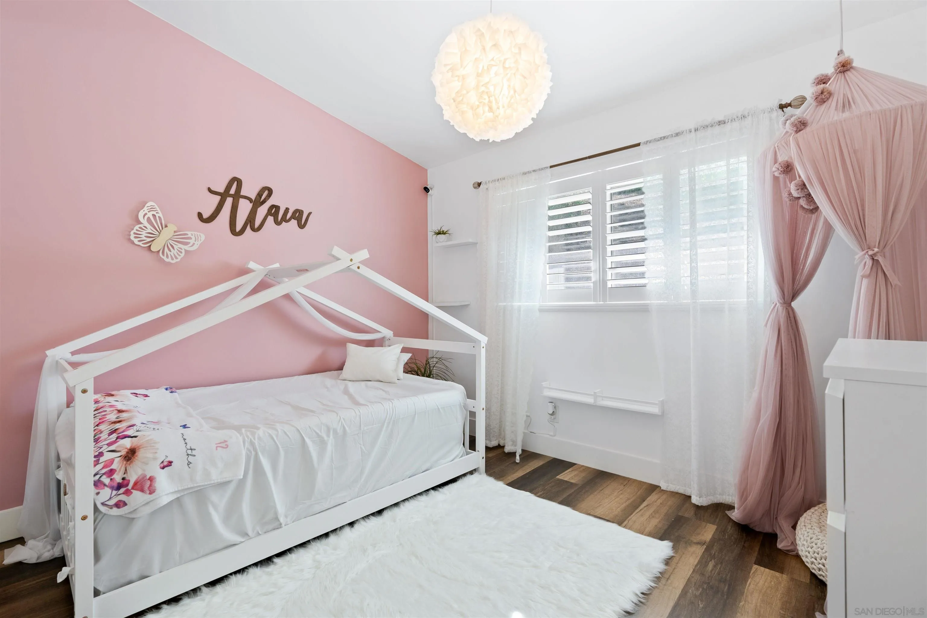 https://cdn.realtyfeed.com/cdn/127/250036044/6bc52addddd604e67c5a2ee27ff5c641.webp