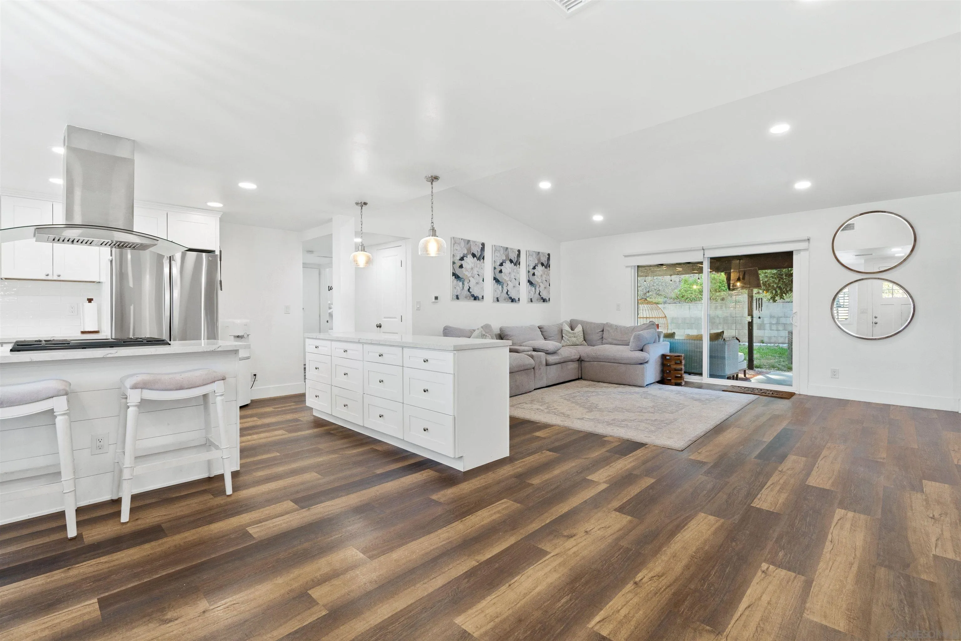 https://cdn.realtyfeed.com/cdn/127/250036044/b27ac41350967cd64f9bfe10a4756330.webp
