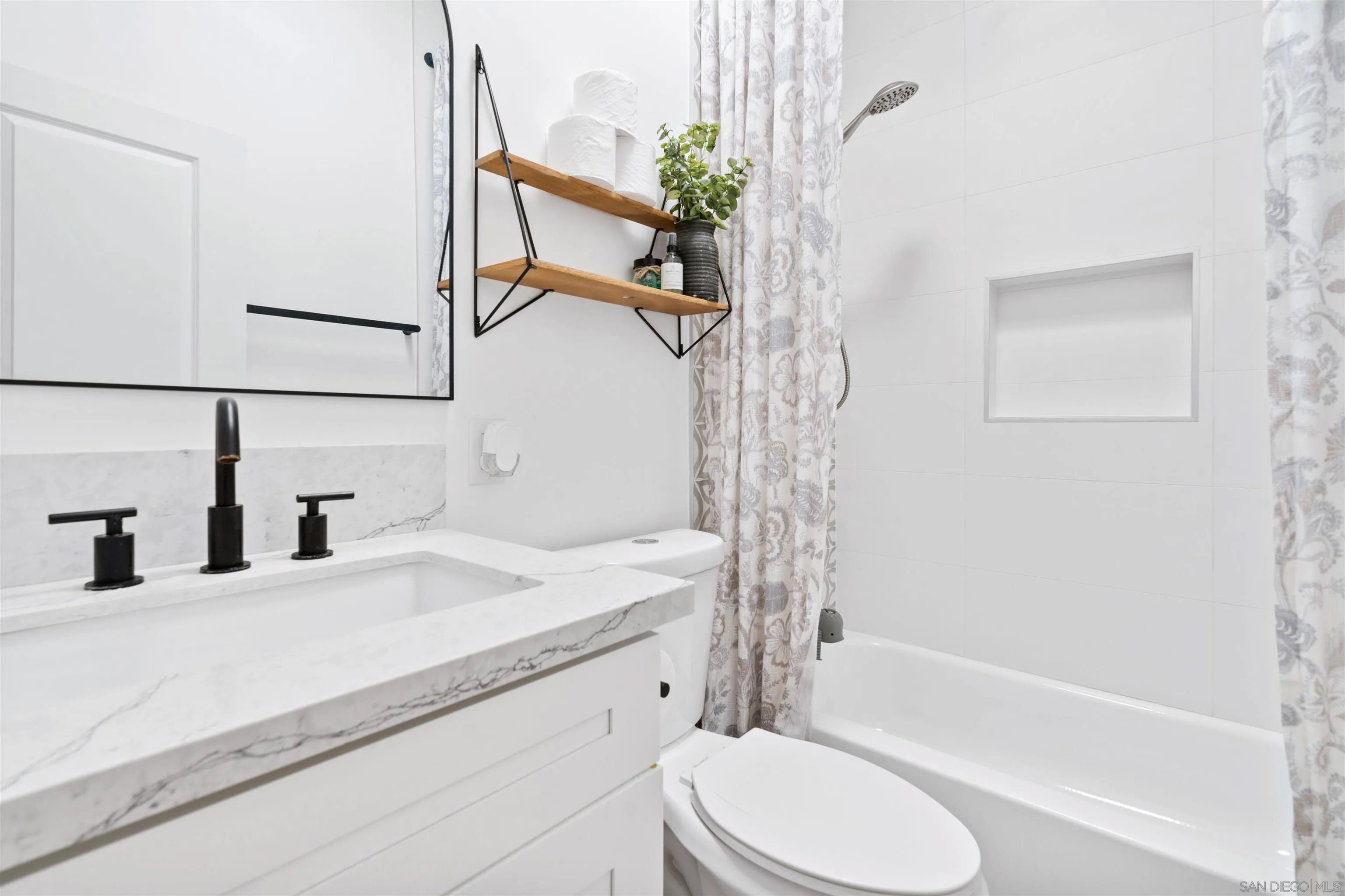 https://cdn.realtyfeed.com/cdn/127/250036044/f36fc7c41b53d7b8f00485091e4d0c08.webp