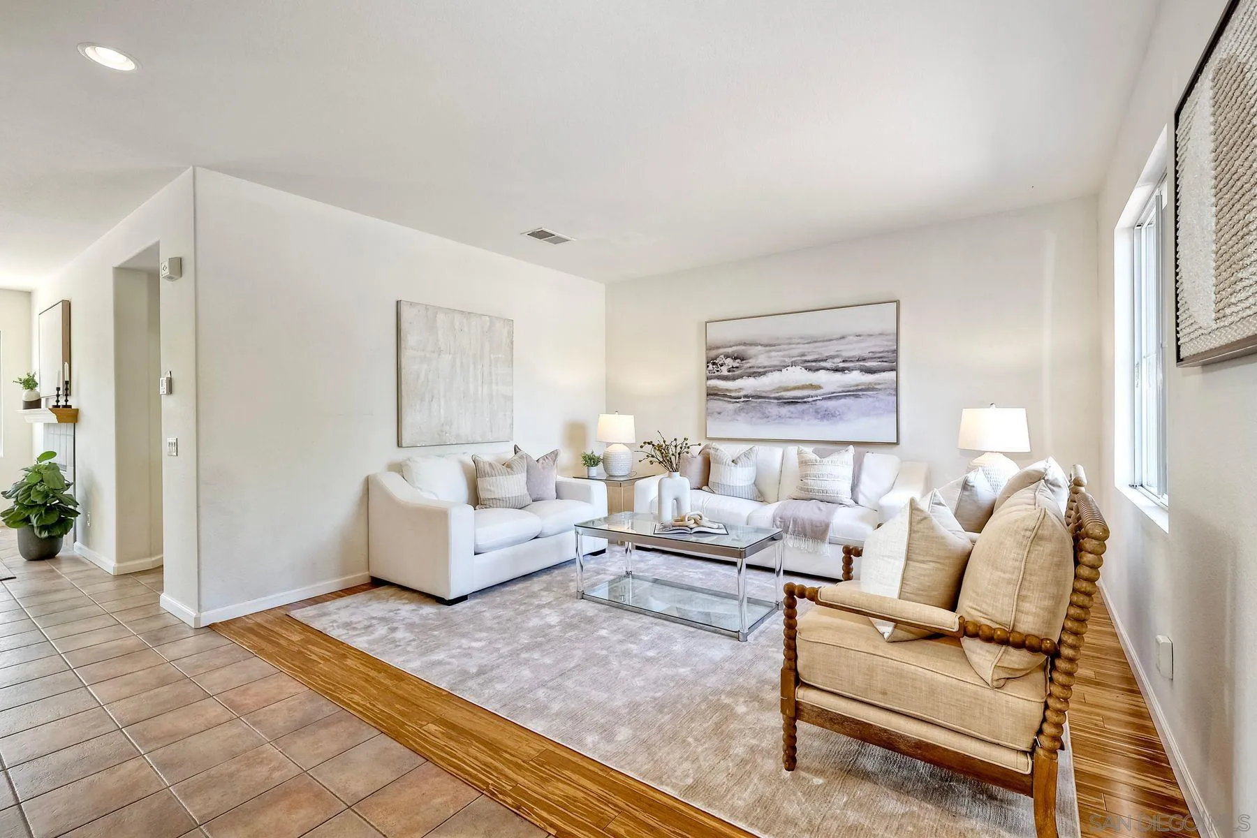 https://cdn.realtyfeed.com/cdn/127/250036045/5b50dd05fbac70916fea9d16b82cc932.webp