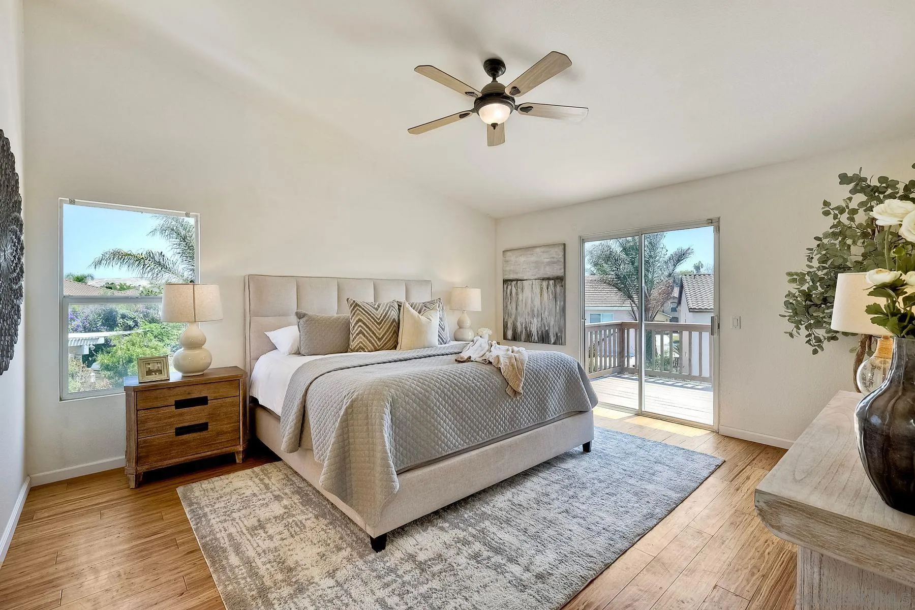https://cdn.realtyfeed.com/cdn/127/250036045/cca71d16c2f40708a68c18057aa5c668.webp